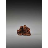 A RARE WOOD NETSUKE OF CHINNAN SENNINUnsigned, wood netsukeJapan, 19th century, Edo period (1615-