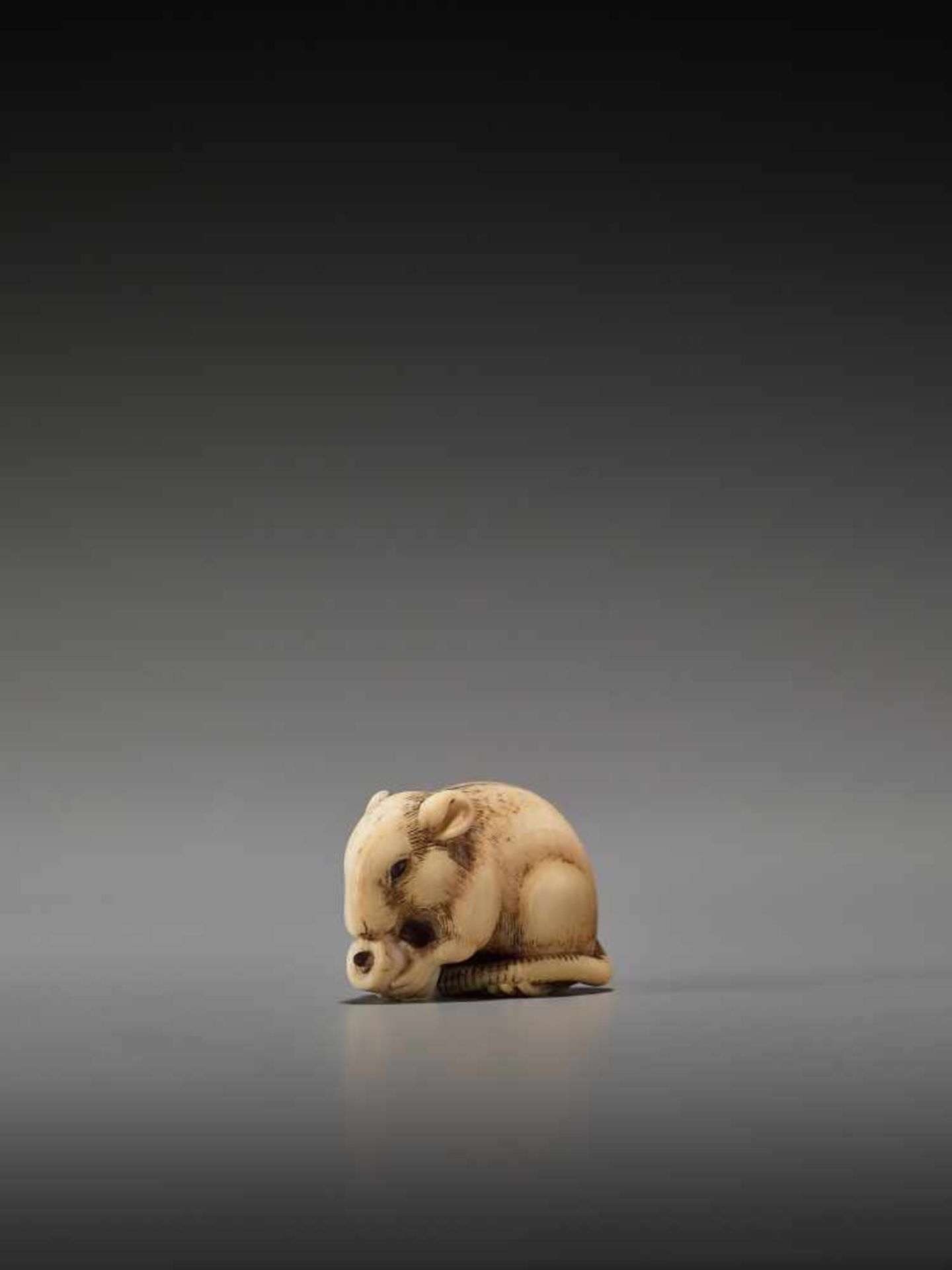 A FINE IVORY NETSUKE OF A RAT WITH CANDLE BY YAMAGUCHI OKATOMOBy Okatomo, ivory netsukeJapan, Kyoto, - Image 3 of 10