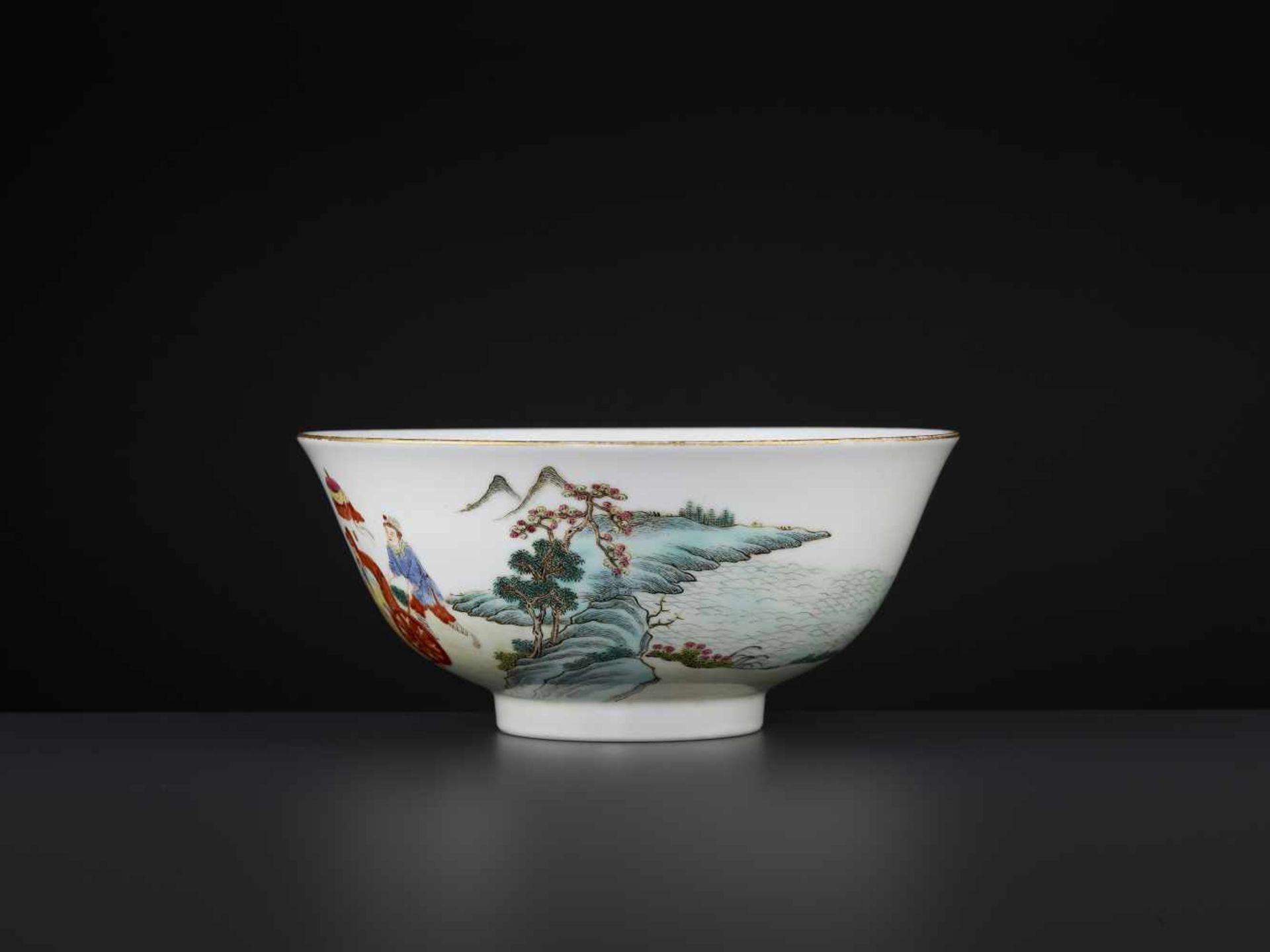 A PORCELAIN BOWL, REPUBLIC PERIODChina, 1900-1940. Painted in multi-colored enamels and gold - Image 2 of 8