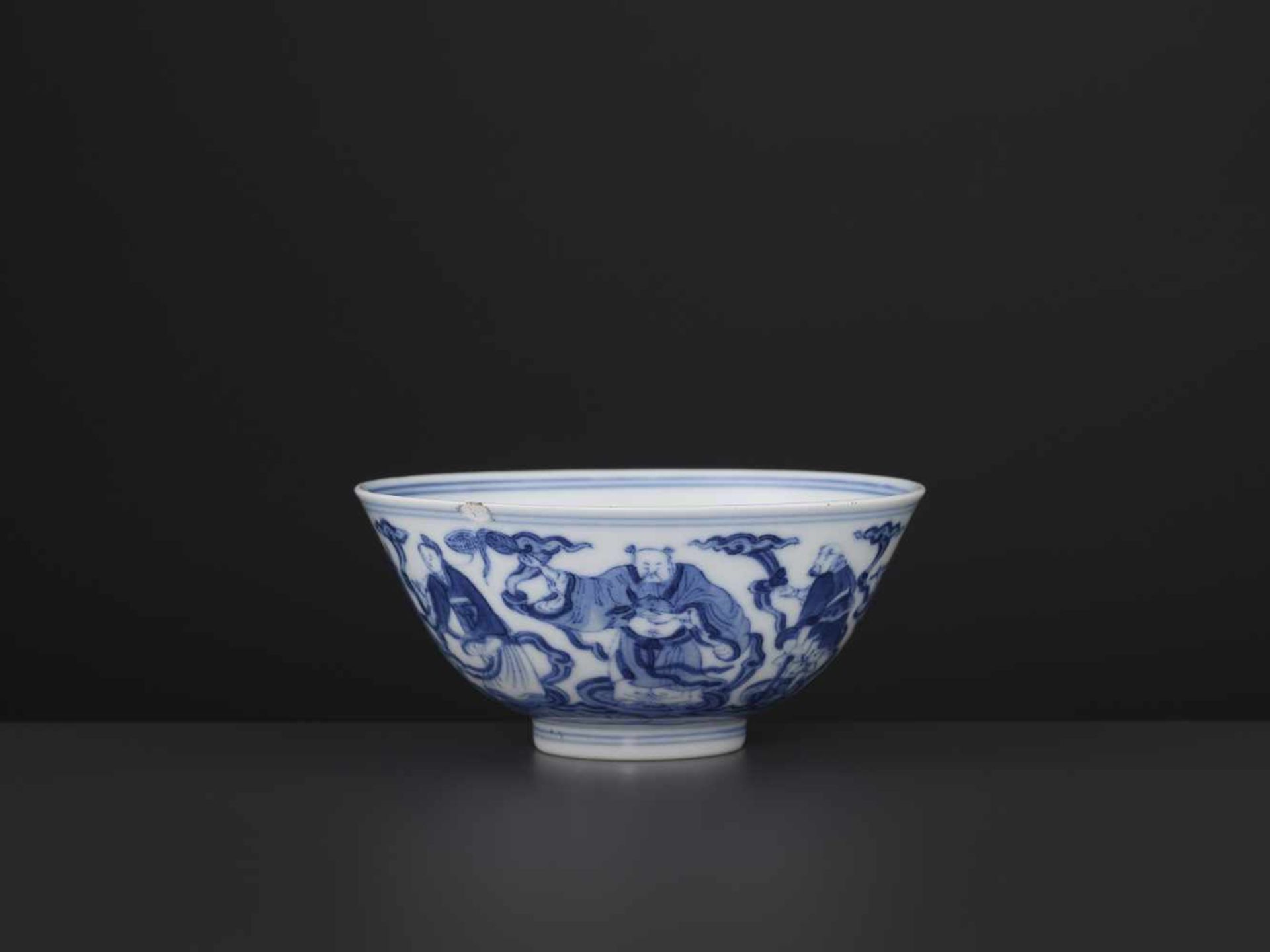 A DAOGUANG MARK AND PERIOD BOWLChina, 1821-1850. Depiction of the Eight Daoist Immortals. The base - Image 4 of 8