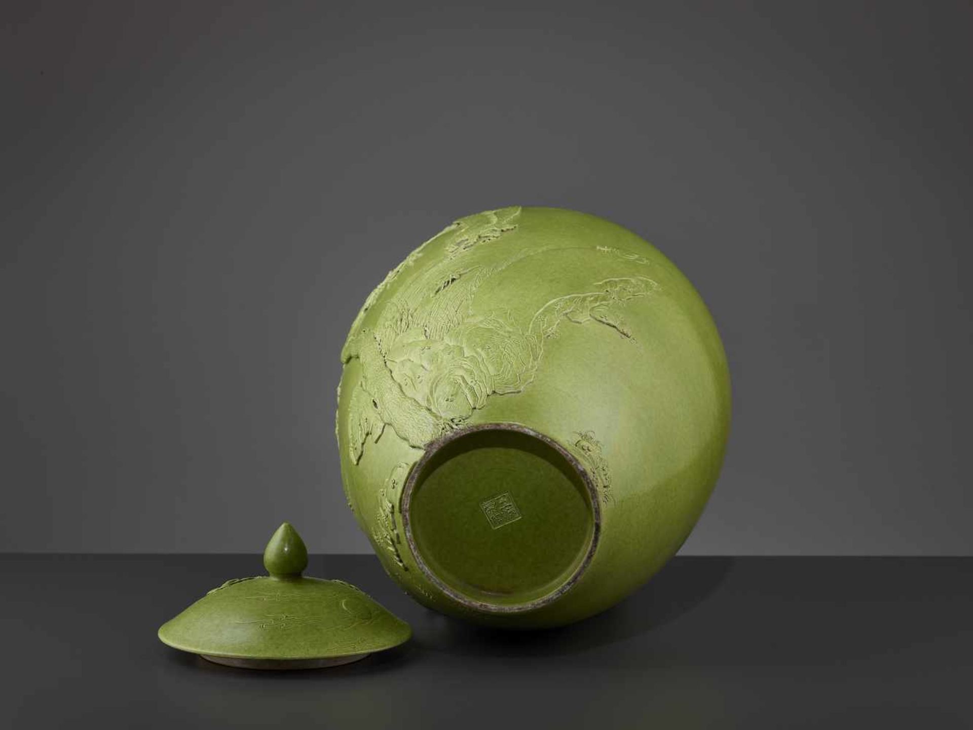 A VASE BY WANG BINGRONG (1840-1900)China. The lidded vessel with a striking lime-green glaze. Molded - Image 12 of 13