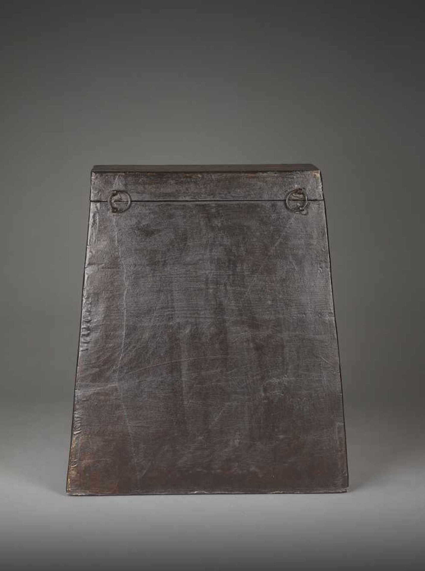 A WOOD & LACQUER SCROLL BOX, QINGChina, 19th century. Fine painting with a confronting five-clawed - Image 8 of 9