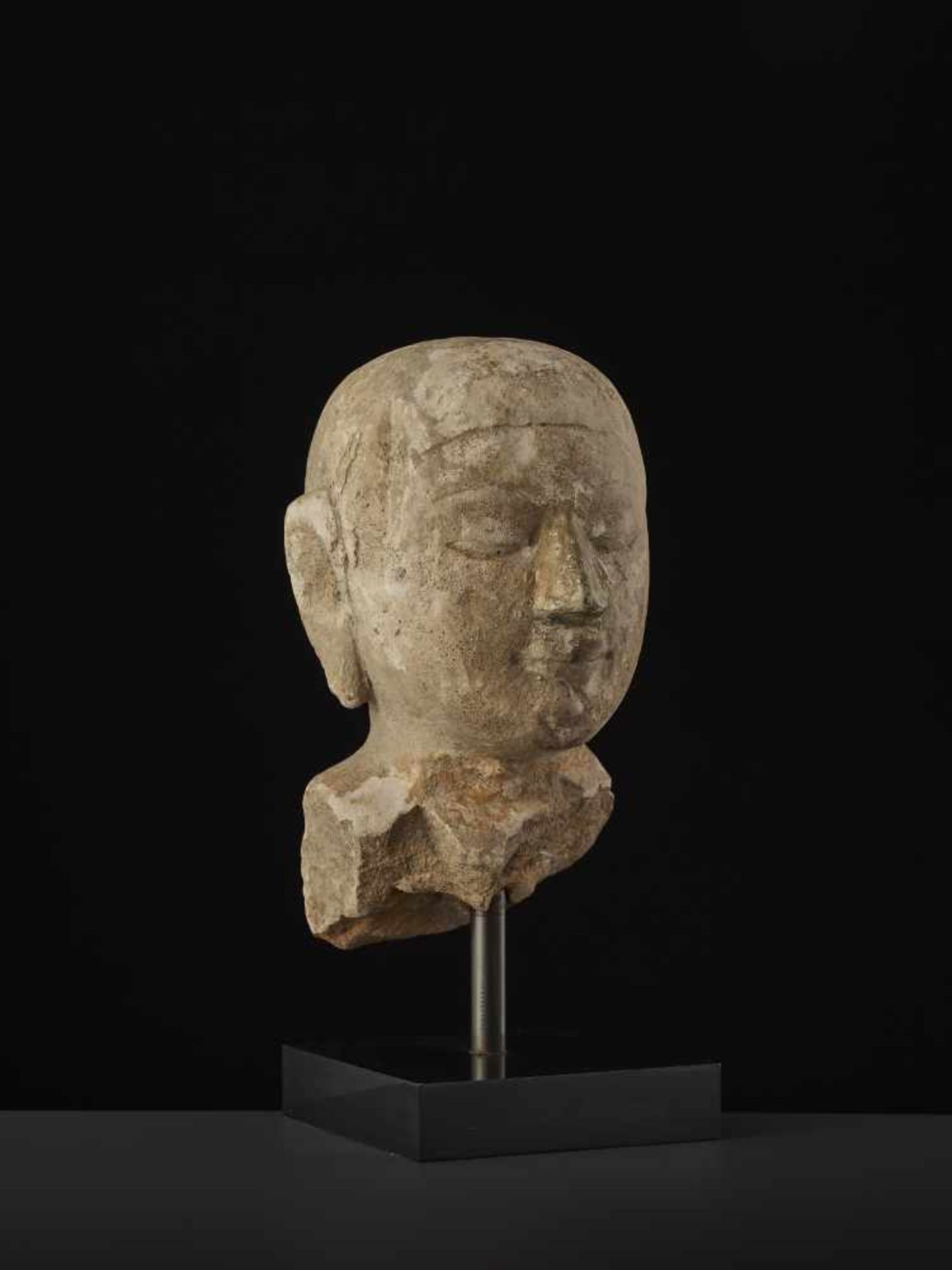 A BURMESE PAGAN SANDSTONE BUSTMyanmar, 13th - 14th century. A large and finely carved bust of a - Image 6 of 7