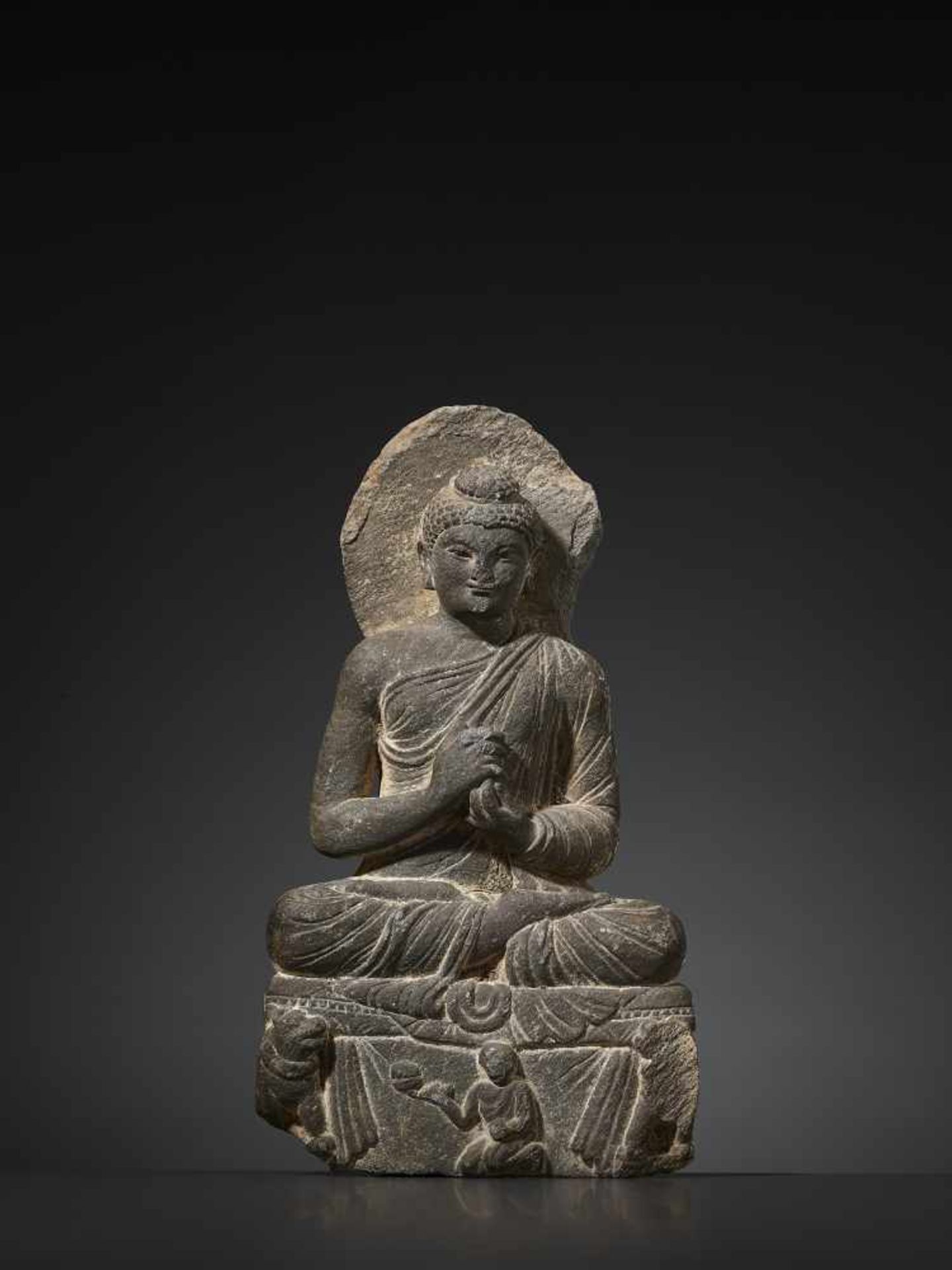 A RARE GANDHARA STATUE OF BUDDHAAncient region of Gandhara, Kushan period, 2nd/3rd Century. - Image 2 of 9