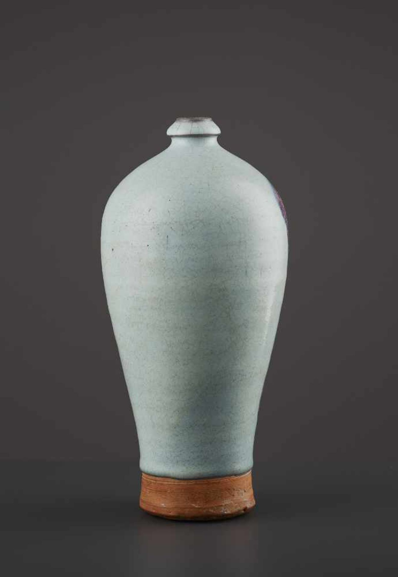 A JUNYAO MEIPING, JIN/YUAN DYNASTY China, 1115-1368. The tapering vessel with a short waisted neck - Image 6 of 8