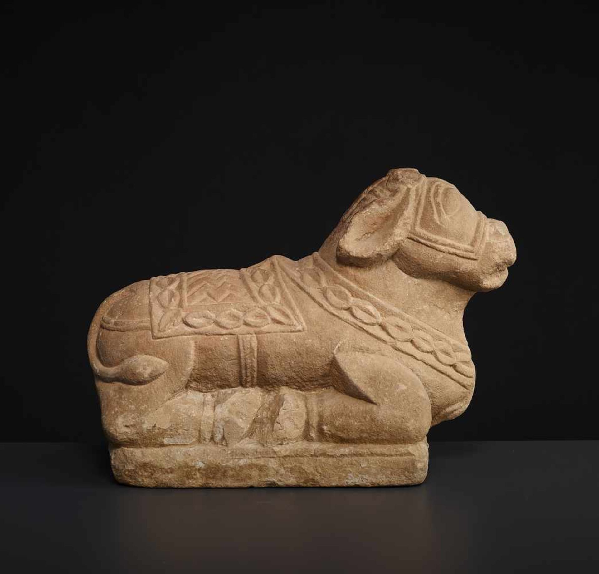 A SANDSTONE NANDI 15TH CENTURYIndia, Uttar Pradesh, 15th-16th century. The divine bull and companion - Image 6 of 8