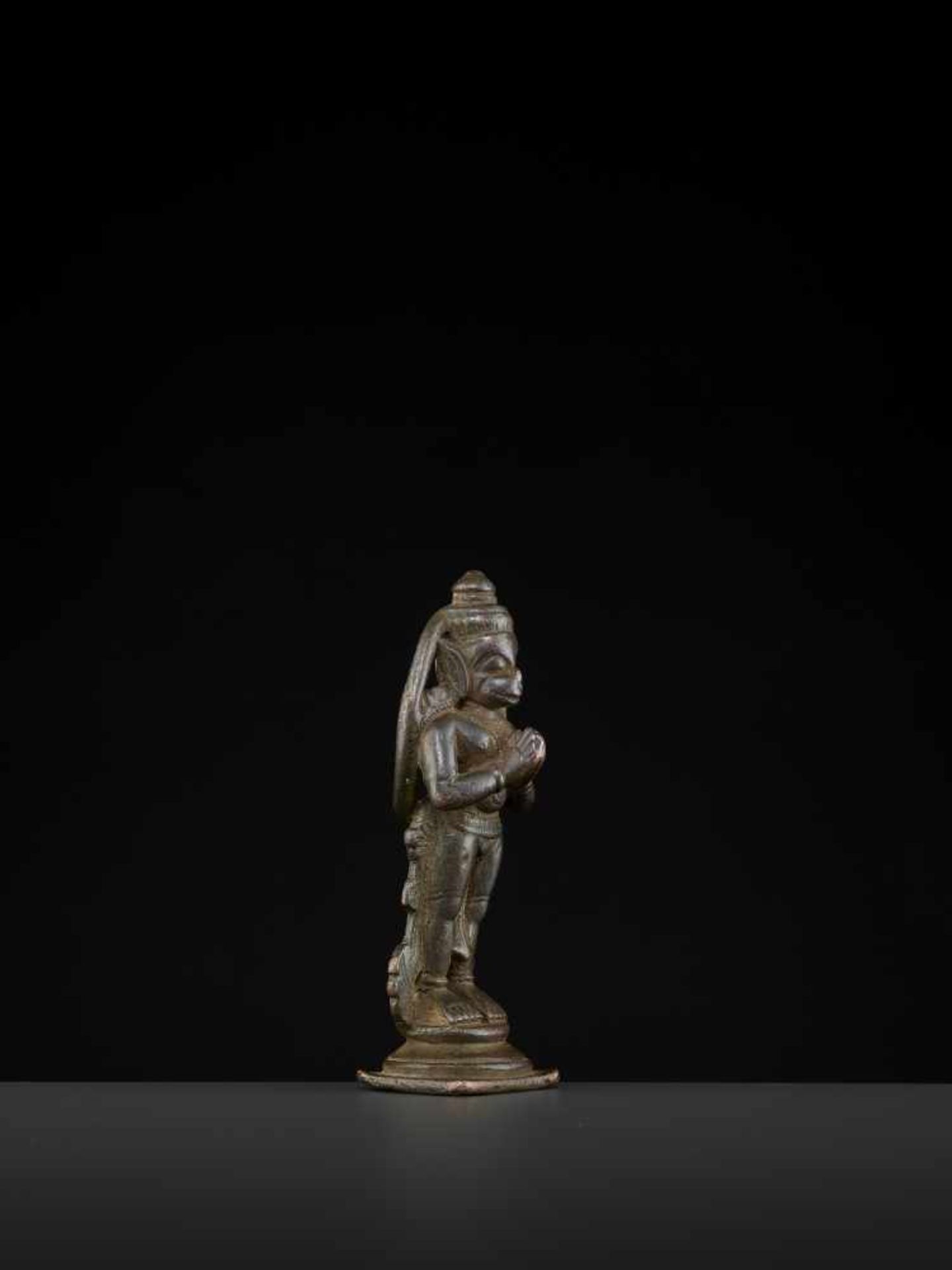 A HANUMAN BRONZE 17TH CENTURYIndia, 17th-18th century. This miniature bronze depicts Hanuman in a - Image 5 of 7