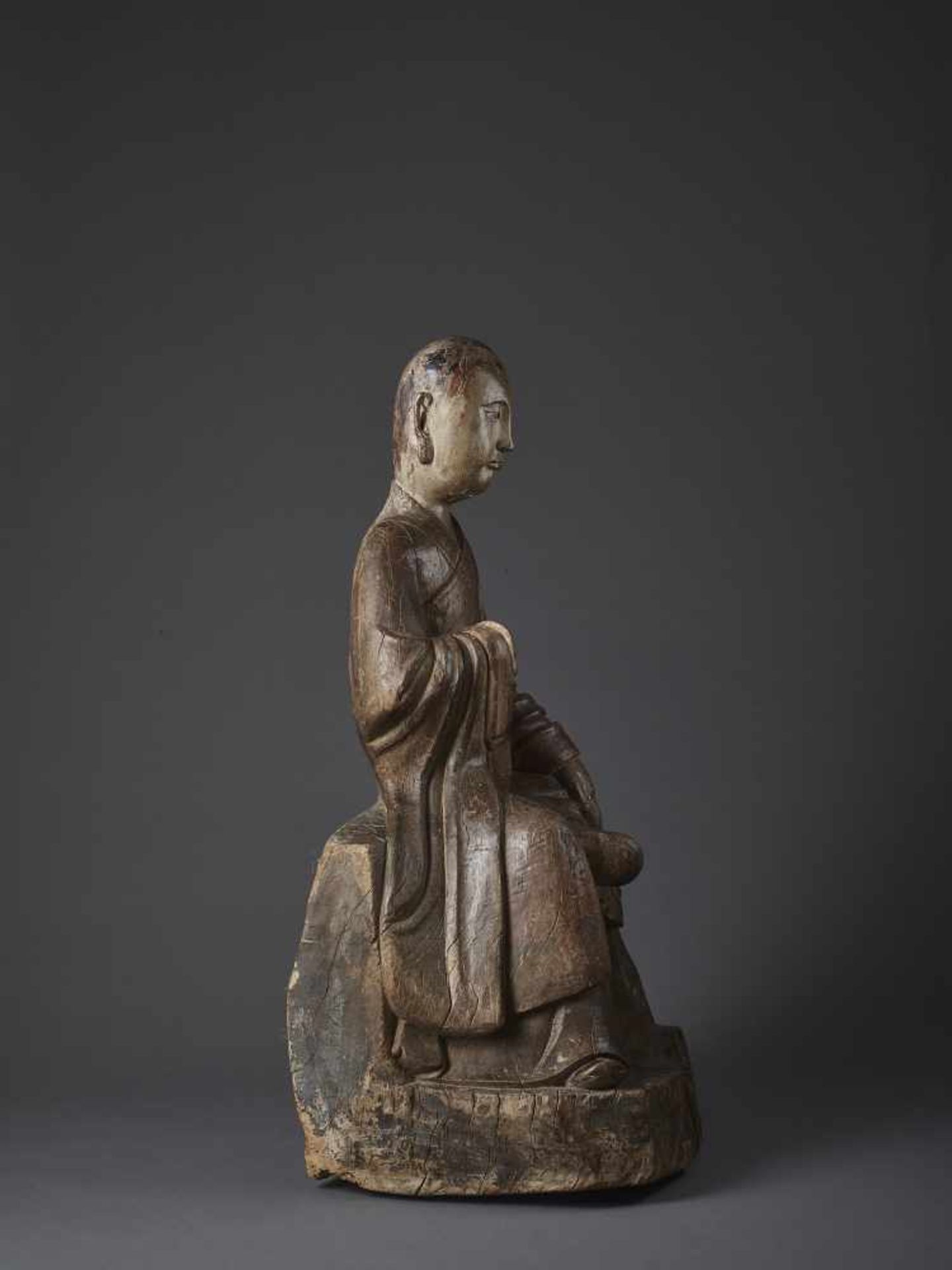 A MING WOOD AND GESSO MAUDGALYAYANA China, Ming Dynasty (1368-1644). Masterly carved, highlighted - Image 7 of 12