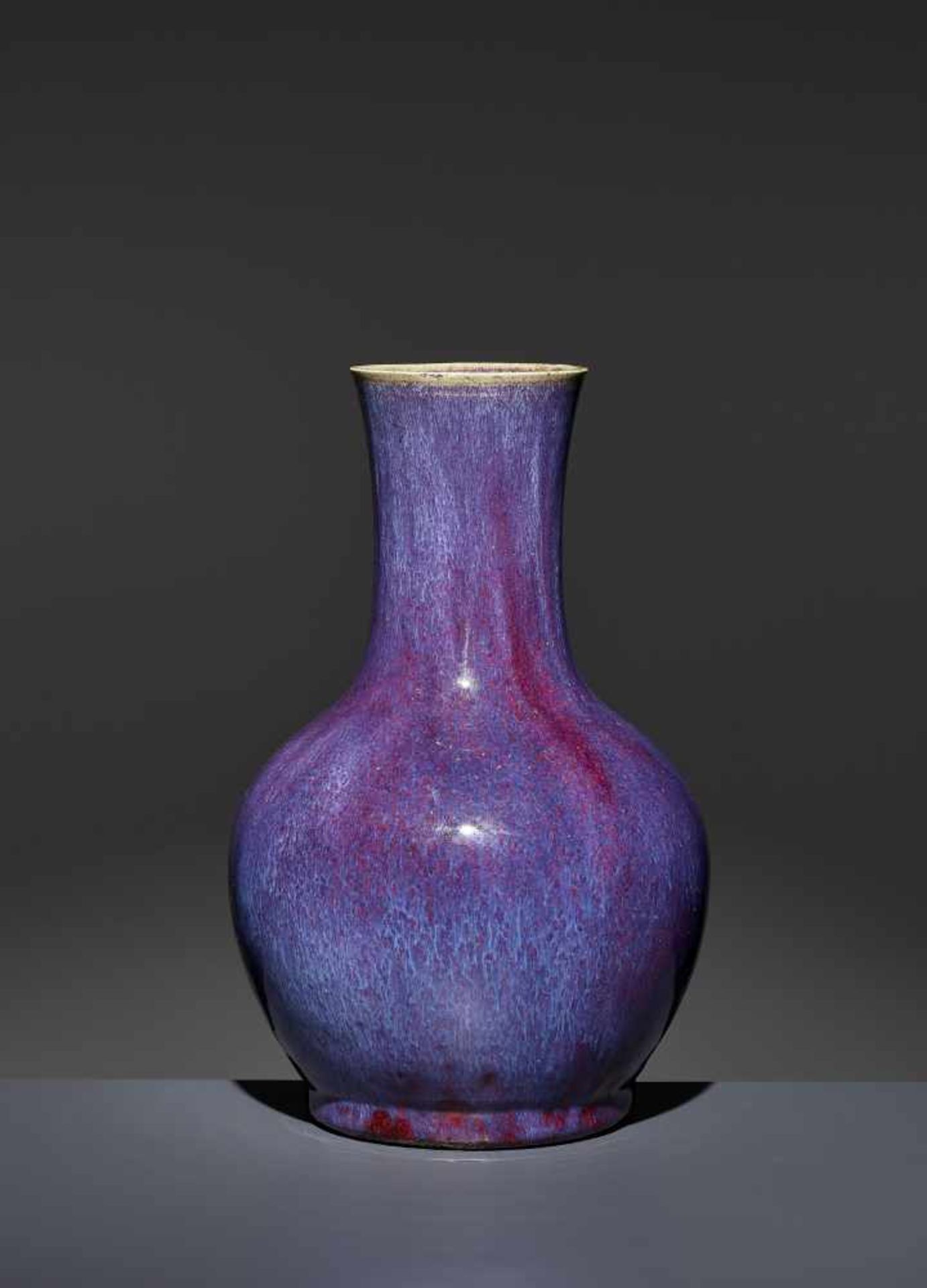 A FLAMBE-GLAZED VASE, 18TH CENTURYChina, late 18th - early 19th century. The tianqiuping with a - Image 6 of 7