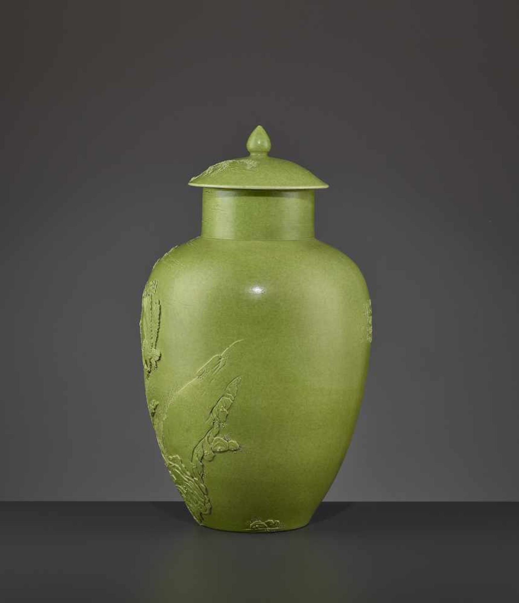 A VASE BY WANG BINGRONG (1840-1900)China. The lidded vessel with a striking lime-green glaze. Molded - Image 8 of 13