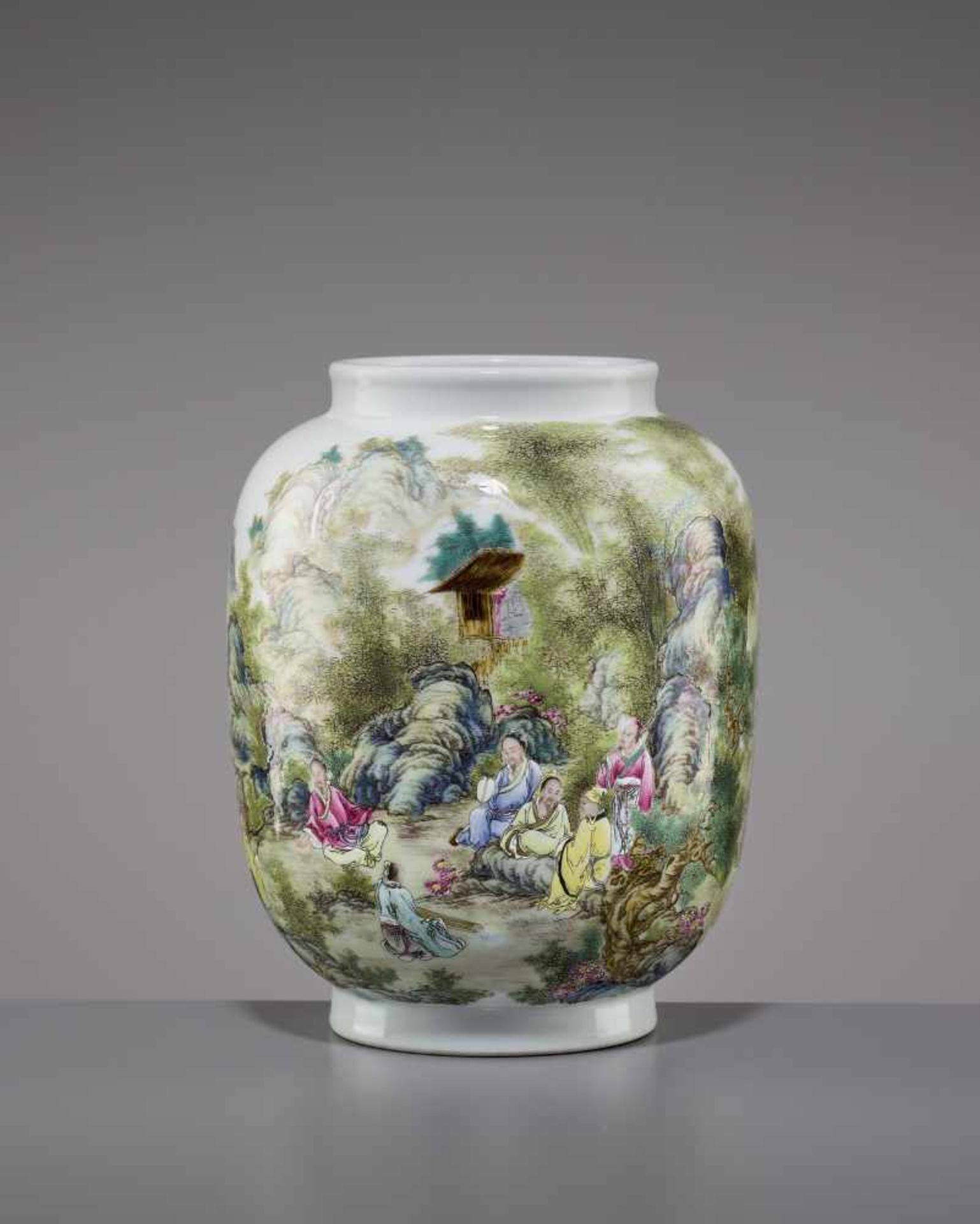 A REPUBLIC PERIOD VASE, JINGYUANTANGChina, early Republican period, around 1920. Painted in bright