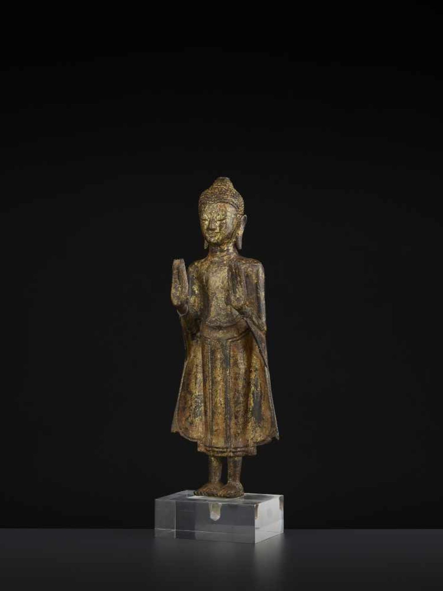 BUDDHA SHAKYAMUNI 17TH CENTURY Thailand, Ayutthaya period. The bronze statue with rich gold- - Image 4 of 7