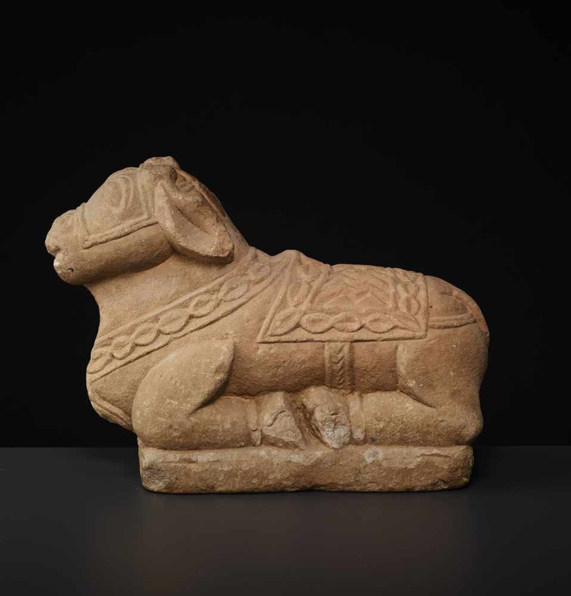 A SANDSTONE NANDI 15TH CENTURYIndia, Uttar Pradesh, 15th-16th century. The divine bull and companion - Image 4 of 8