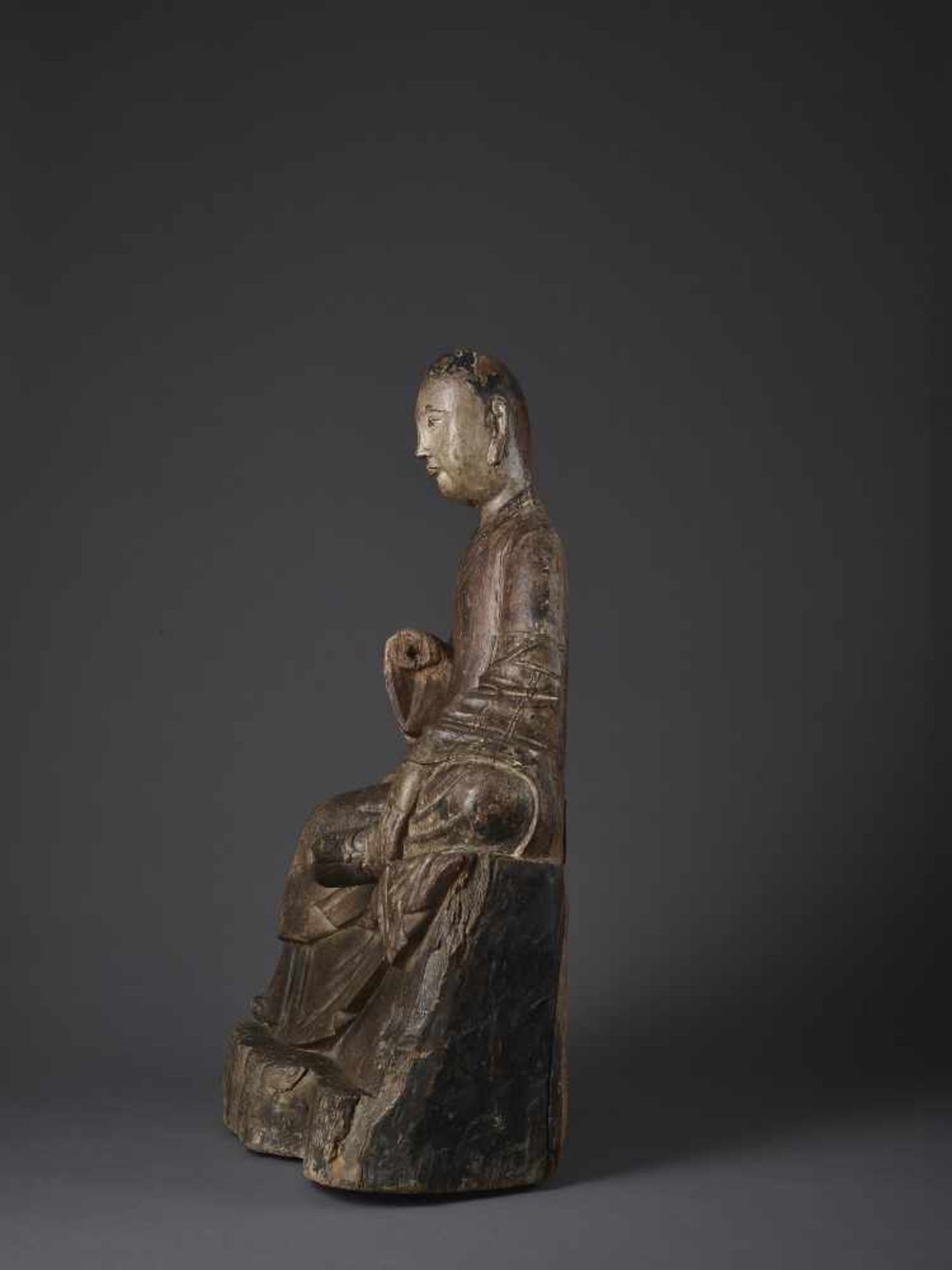 A MING WOOD AND GESSO MAUDGALYAYANA China, Ming Dynasty (1368-1644). Masterly carved, highlighted - Image 5 of 12