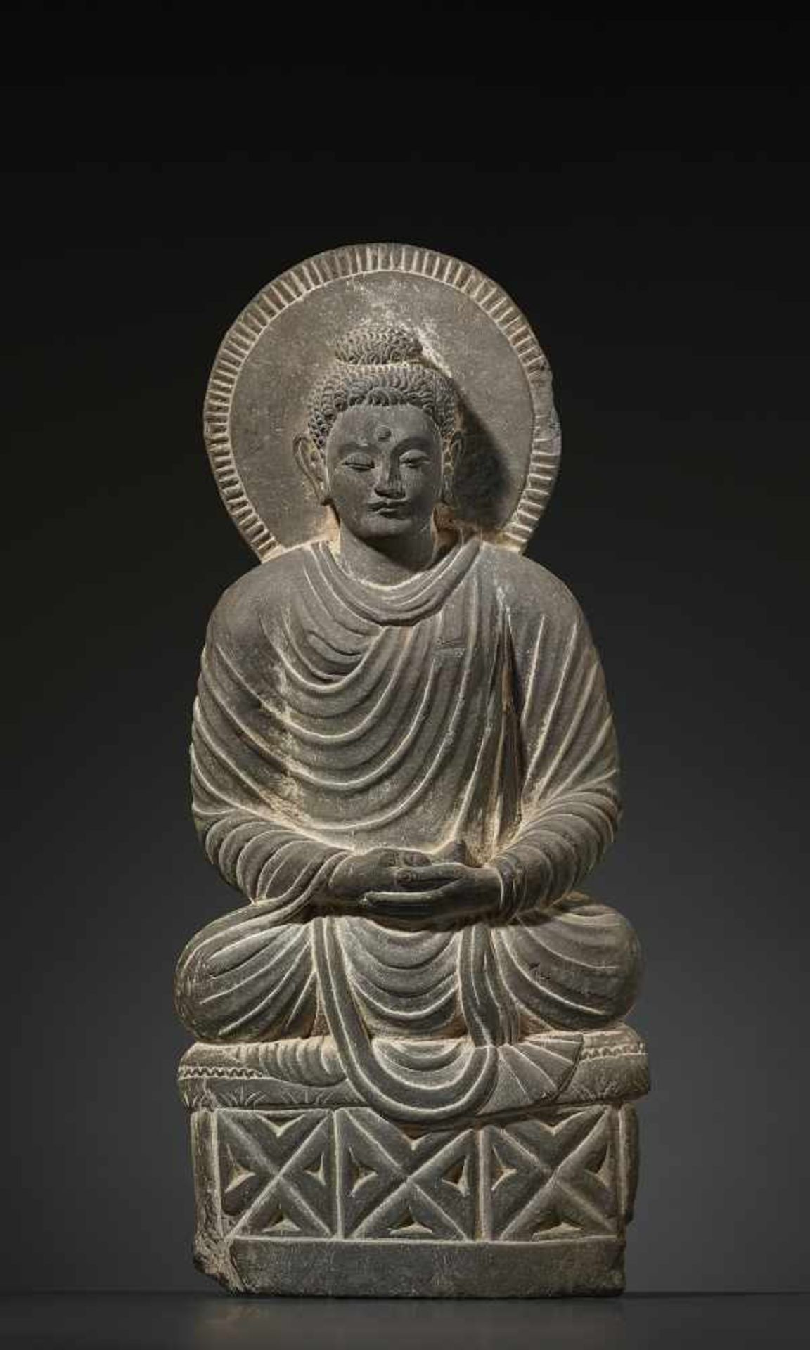 A LARGE GANDHARA BUDDHA STATUEAncient region of Gandhara, Kushan period, 2nd/3rd Century.