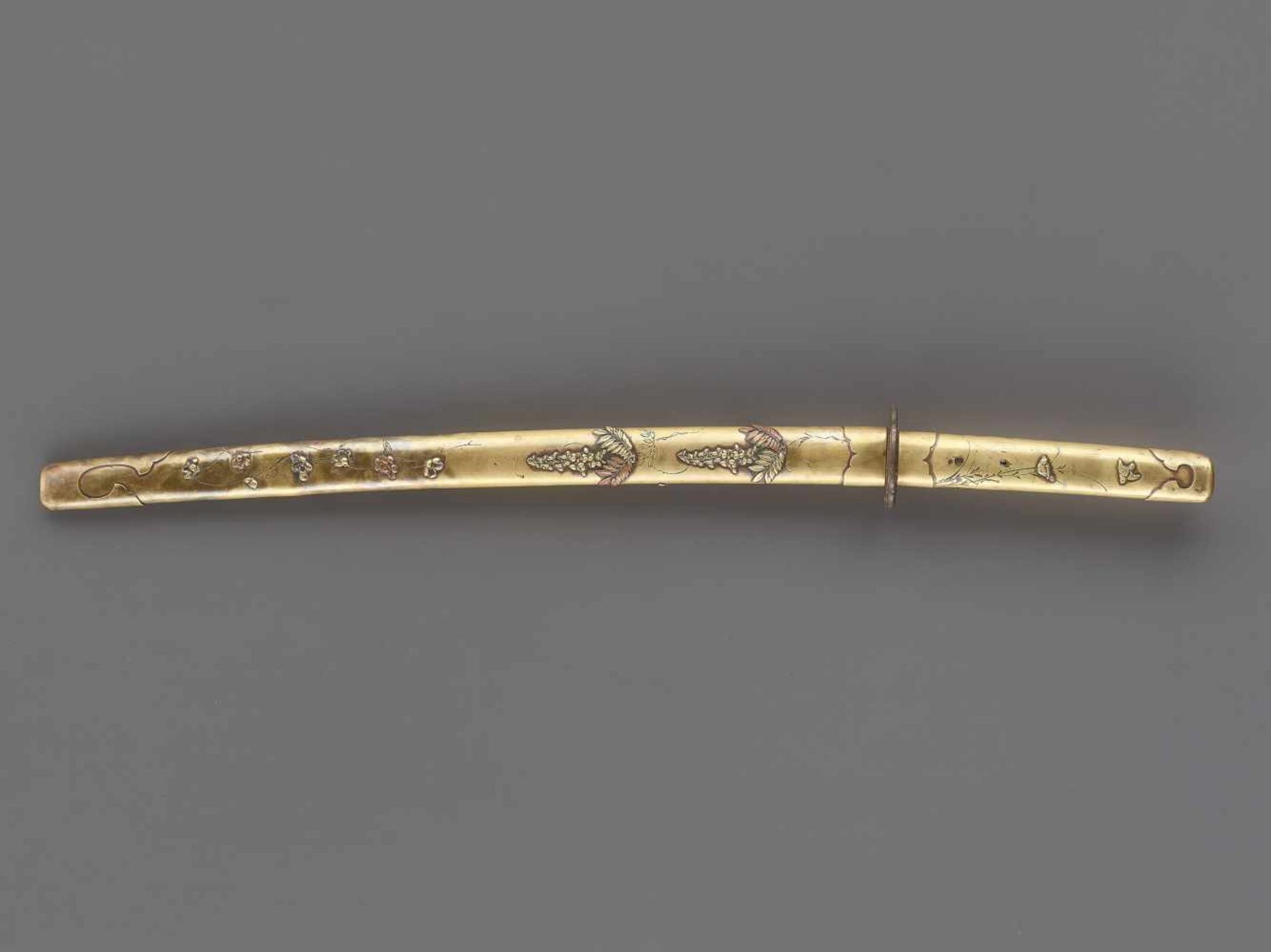 A WAKIZASHI IN A SPLENDID KOSHIRAE Japan, c. 18th century, Edo period (1615-1868)The blade:iori mune - Image 10 of 10