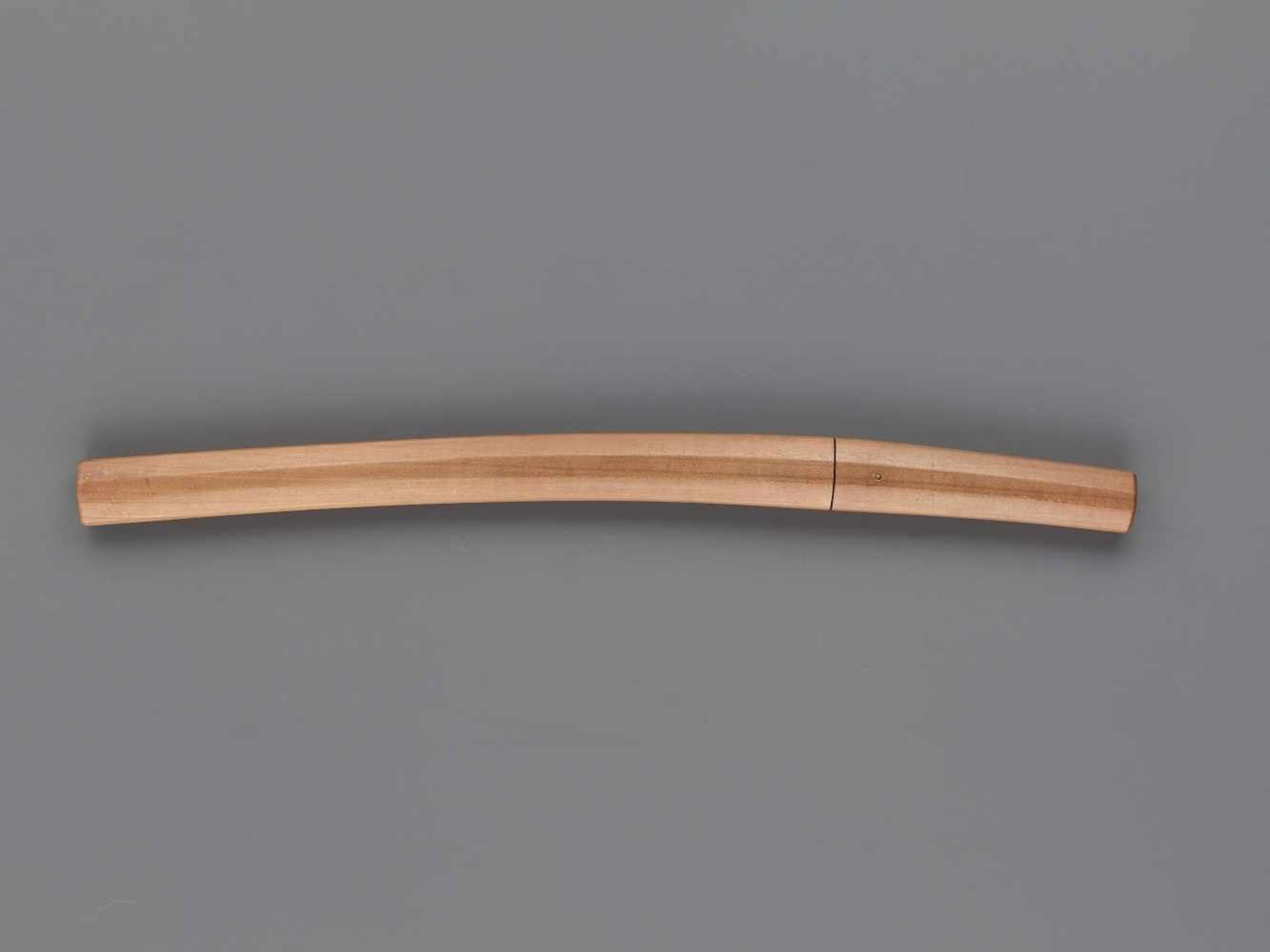 A KO-WAKIZASHI IN SHIRASAYA WITH NBTHK Japan, c. 17th century, Edo period (1615-1868)The blade: - Image 5 of 7