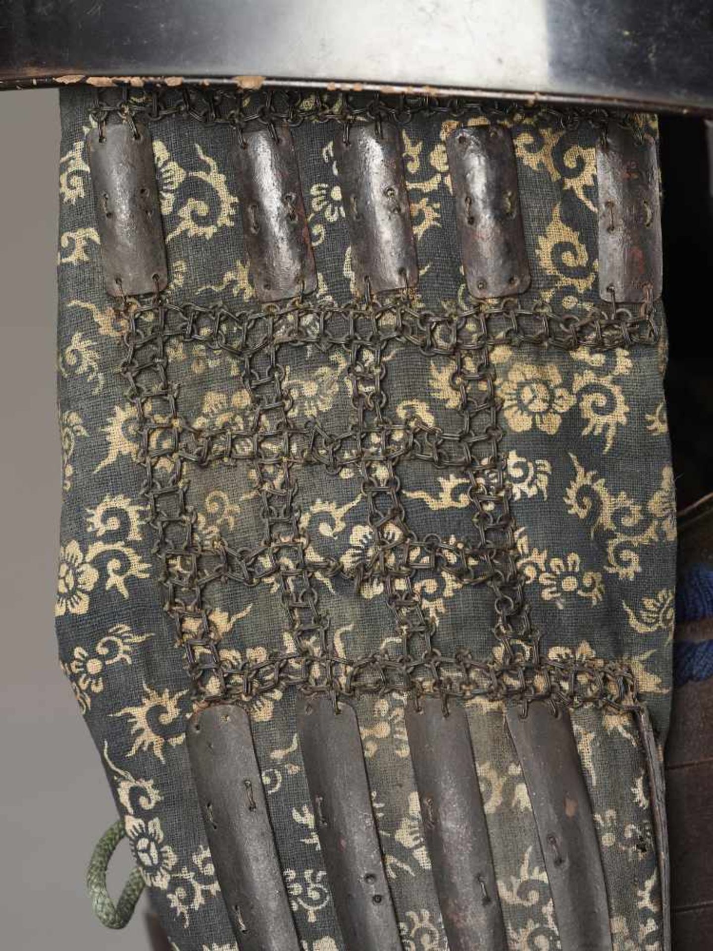 COMPLETE SAMURAI ARMOR & KABUTO Japan, Edo period (1615-1868). Iron, metals, leather, horn, lacquer, - Image 6 of 9