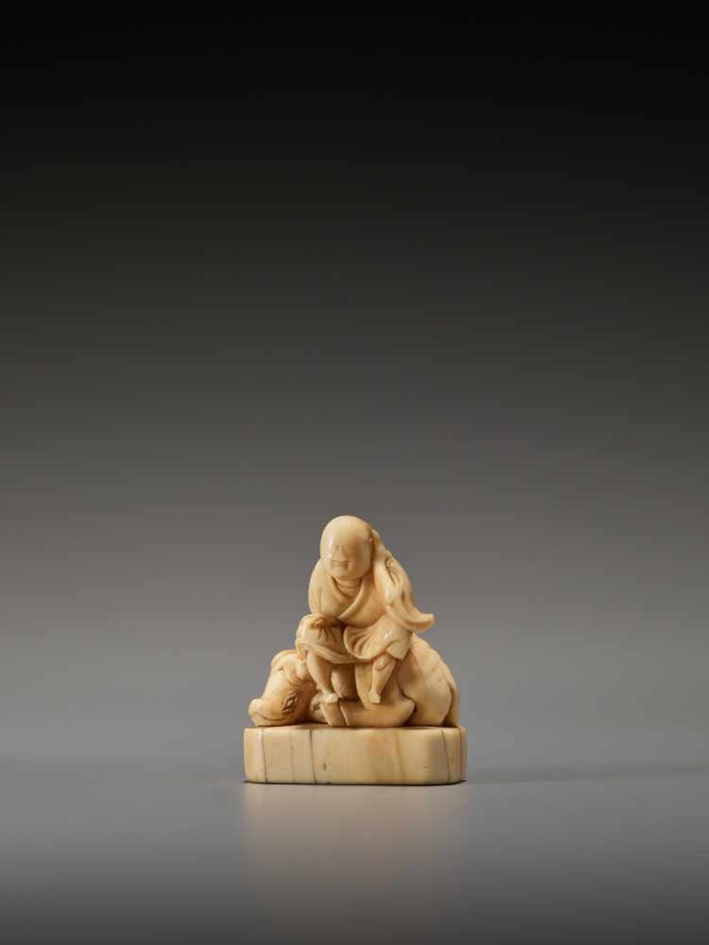 AN EARLY IVORY NETSUKE OF AN OX HERDER Unsigned, ivory netsuke Japan, mid-18th century, Edo - Image 2 of 9