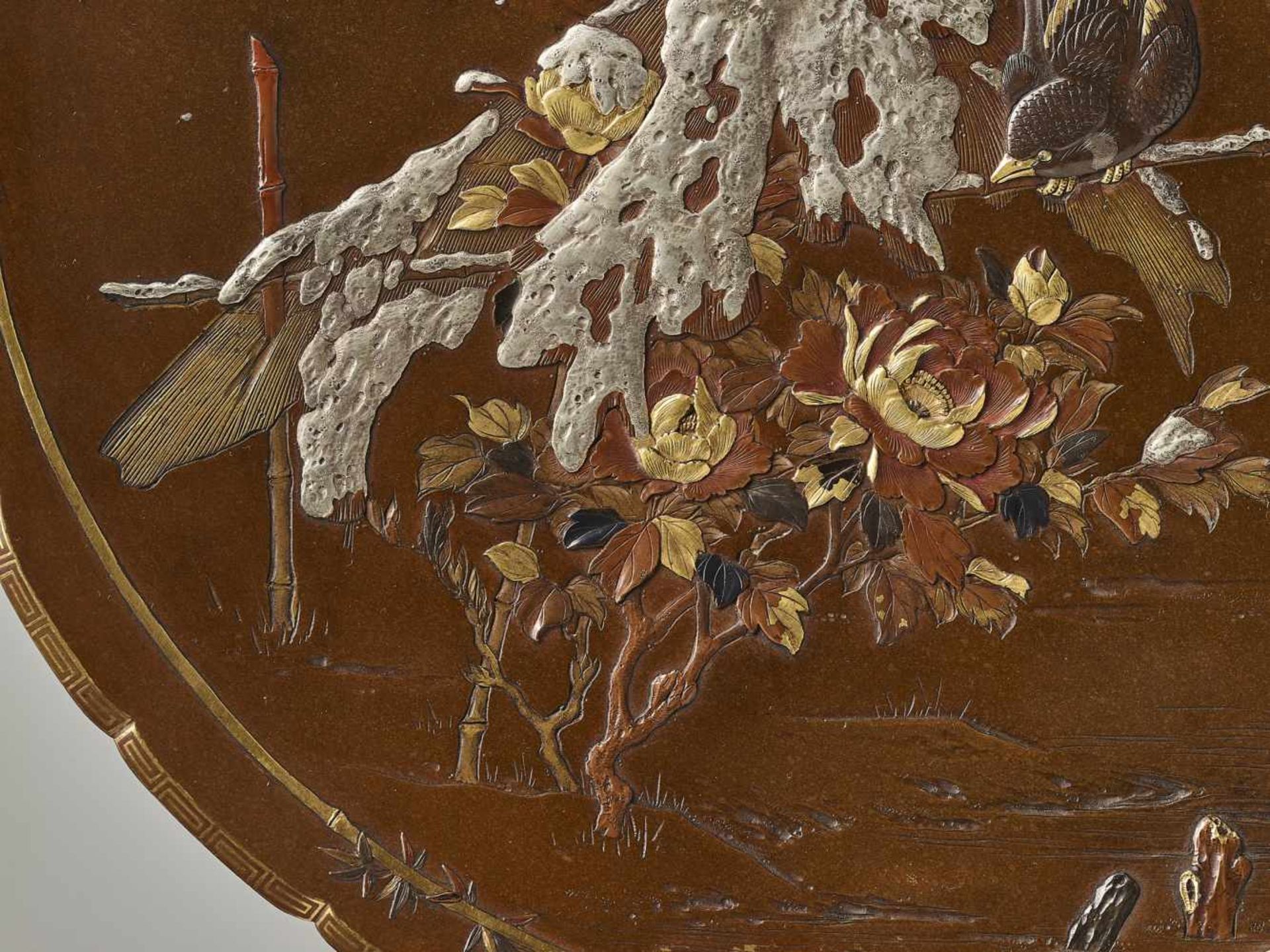 A LARGE INOUE BRONZE DISH  Japan, Meiji period (1868-1912). The backside is signed ‘Kyoto Inoue Sei’ - Image 3 of 8