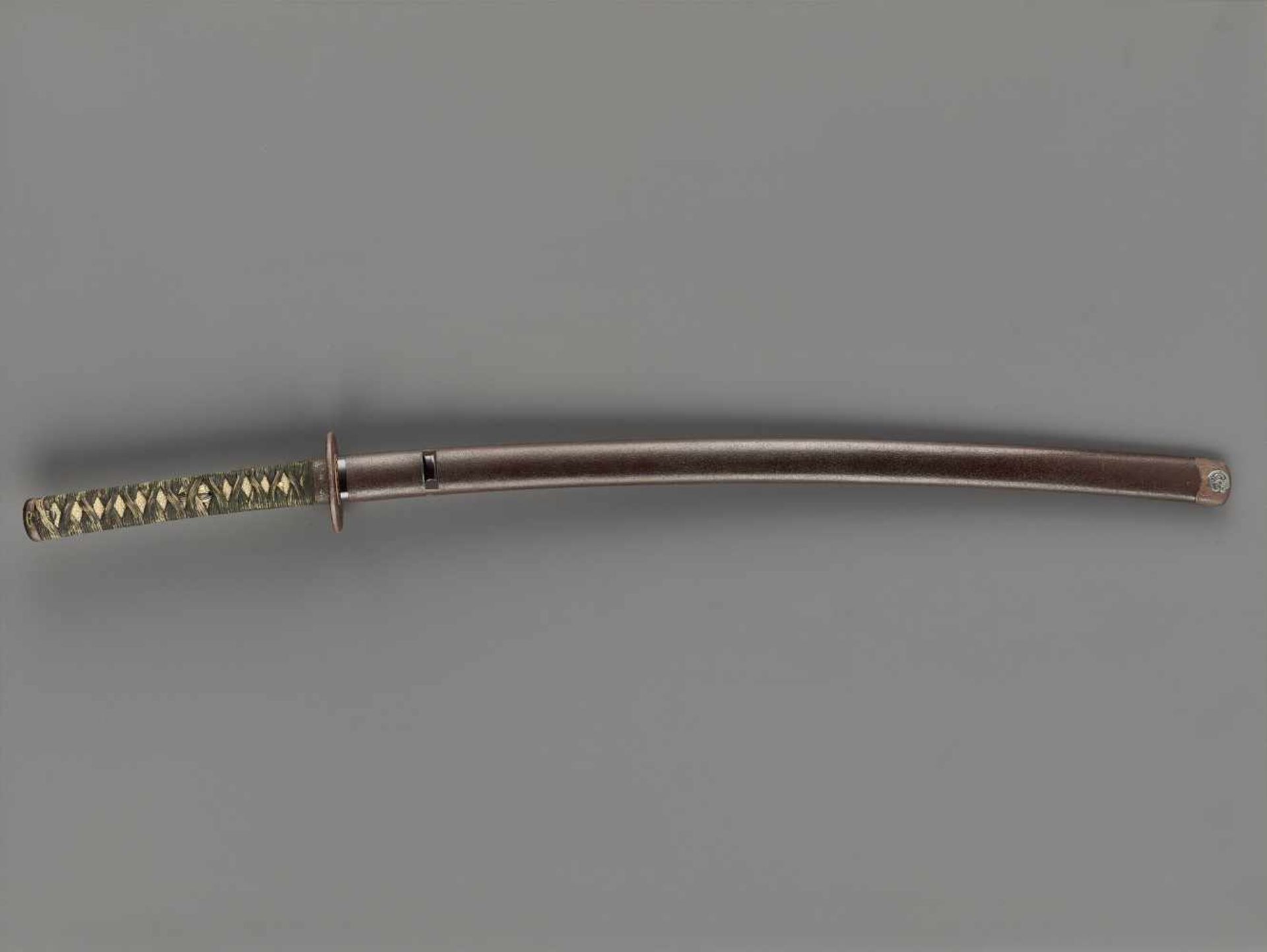 AN EXCELLENT KATANA IN KOSHIRAE Japan, c. 17th century, mid-Edo period (1615-1868)The blade:A