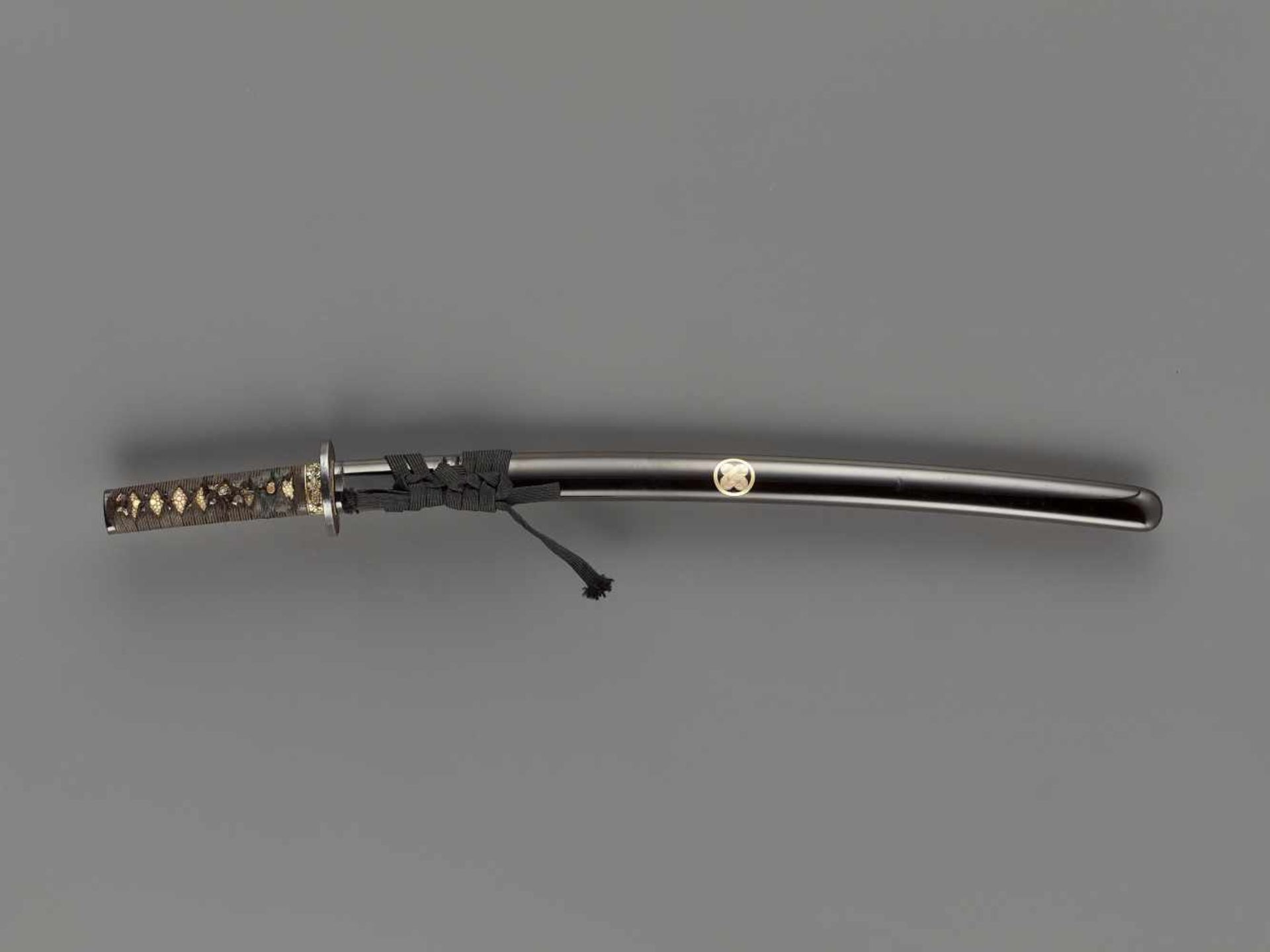 A WAKIZASHI IN KOSHIRAE Japan, late Edo period (1615-1868)The blade:Marumune and shinogi-zukuri, the