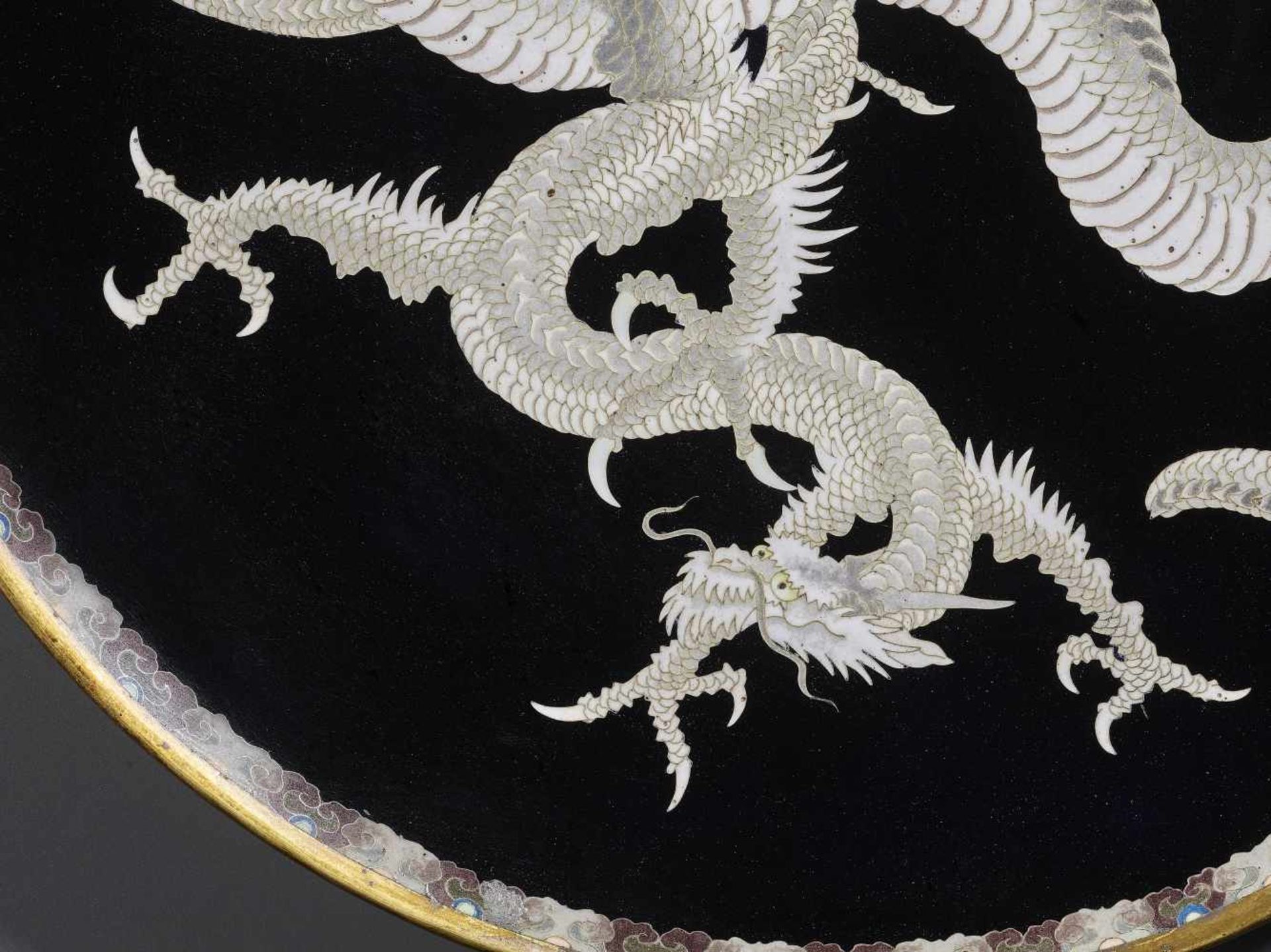 A DRAMATIC CLOISONNÉ DRAGON PLATE, MEIJI Japan, ca. 1880. The fine plate with two coiled dragons - Image 3 of 5