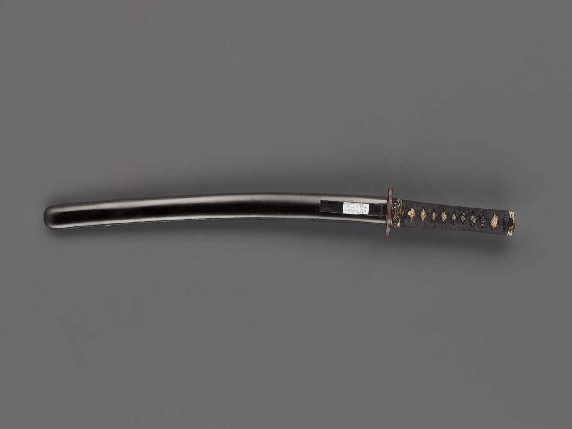 A WAKIZASHI IN KOSHIRAE BY MITSUNAGA Japan, 14th century, Muromachi period (1336-1573)The blade: - Image 10 of 10