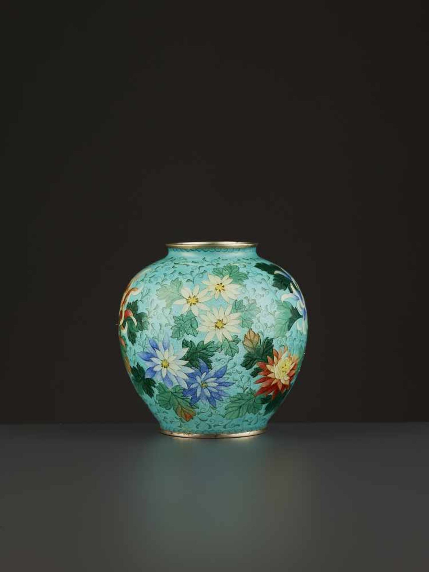 A SUPERB PLIQUE A JOUR VASE Japan, Meiji period (1868-1912). The translucent polychrome enamels - Image 6 of 9