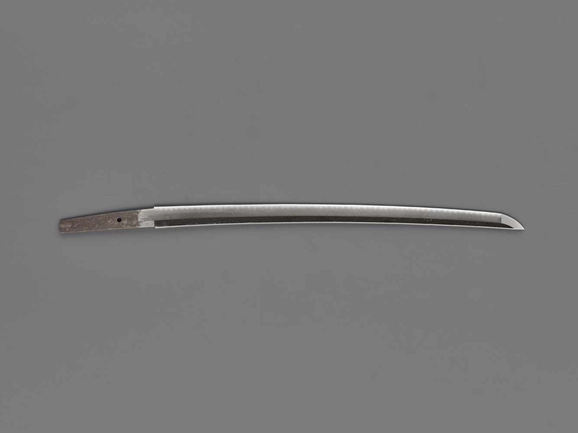 A WAKIZASHI IN KOSHIRAE BY KANENOBU (ATTR.) Japan, c. 17th century, Edo period (1615-1868)The - Image 3 of 11