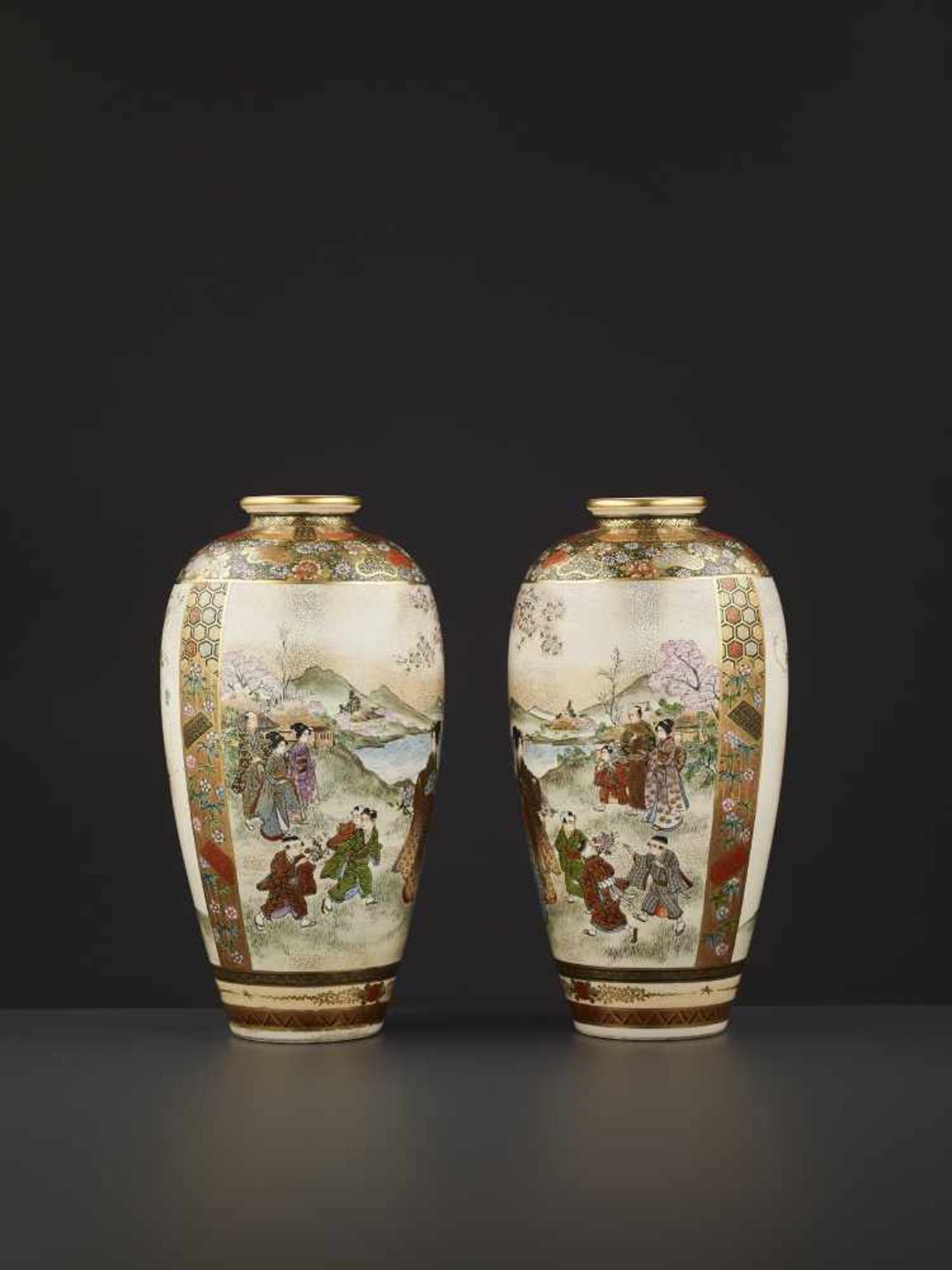 A FINE PAIR OF KINZAN VASES Japan, Meiji period (1868-1912). Each with a Kinzan seal mark painted in - Image 6 of 13