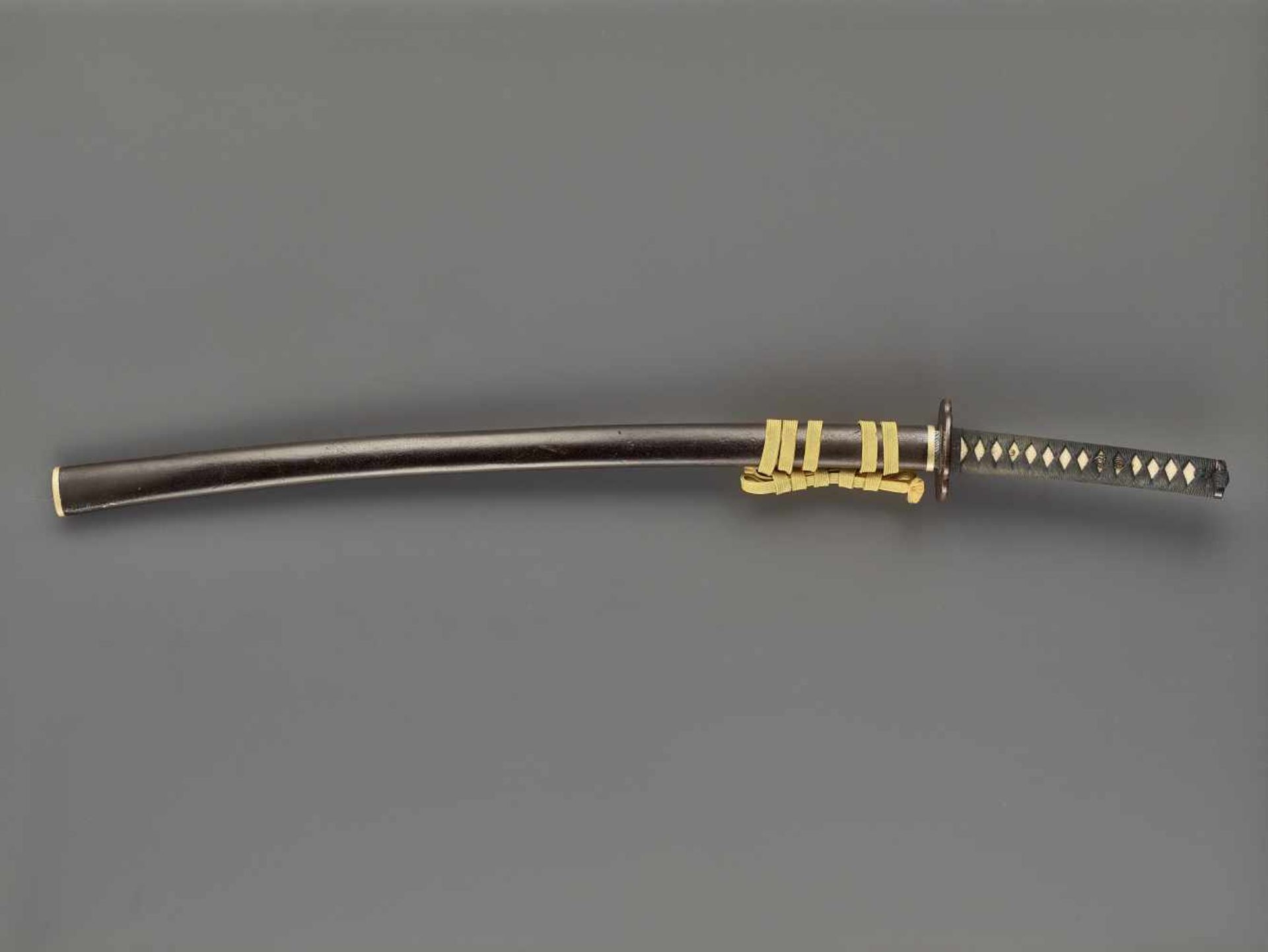 A KATANA IN KOSHIRAE BY YOSHIKADO Japan, probably late 17th to 18th century, Edo period (1615-1868) - Image 9 of 10