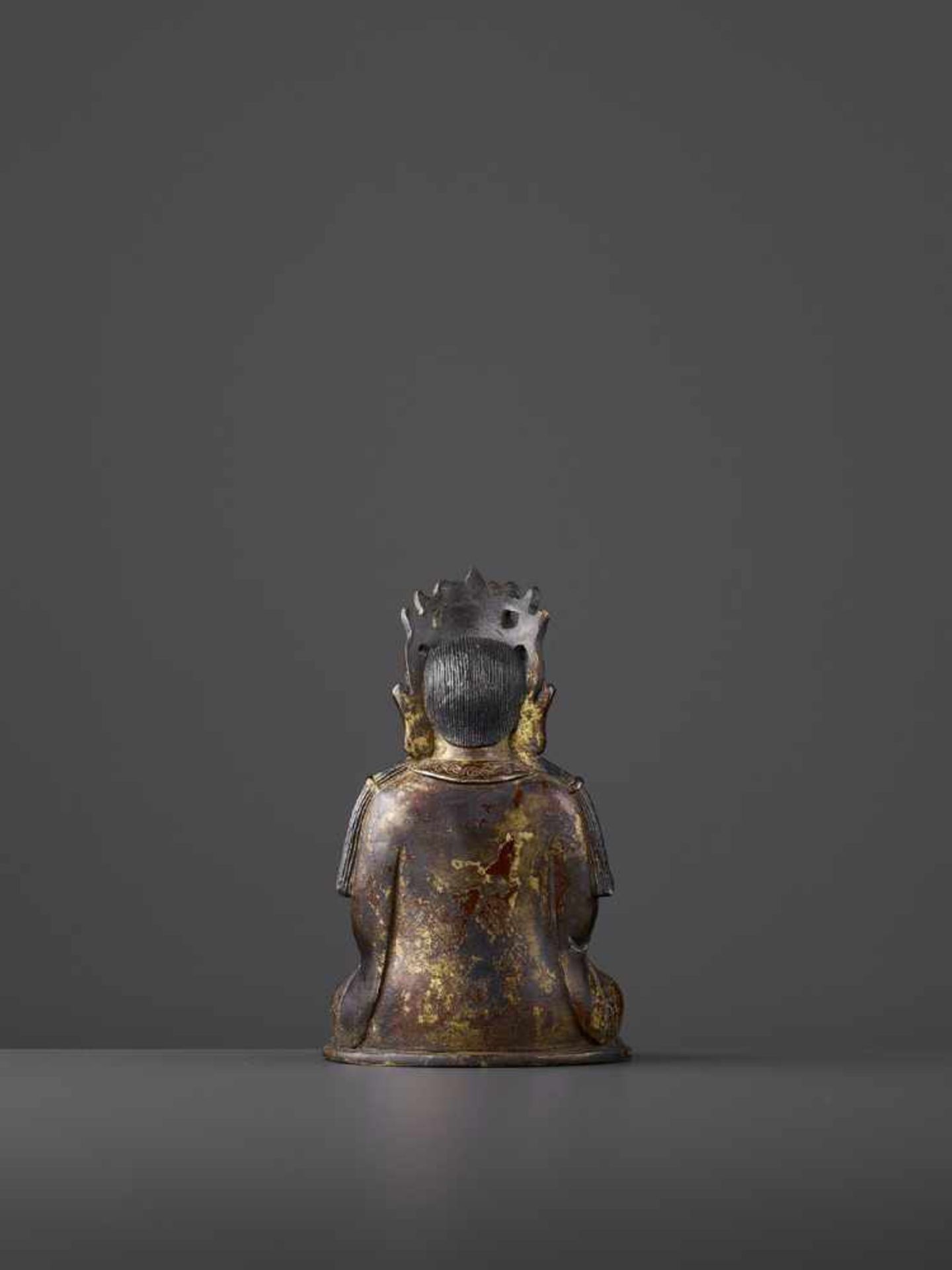 A FINELY CAST BRONZE GUANYIN, MING China, 1368-1644. The figure seated in padmasana, the right - Image 5 of 9