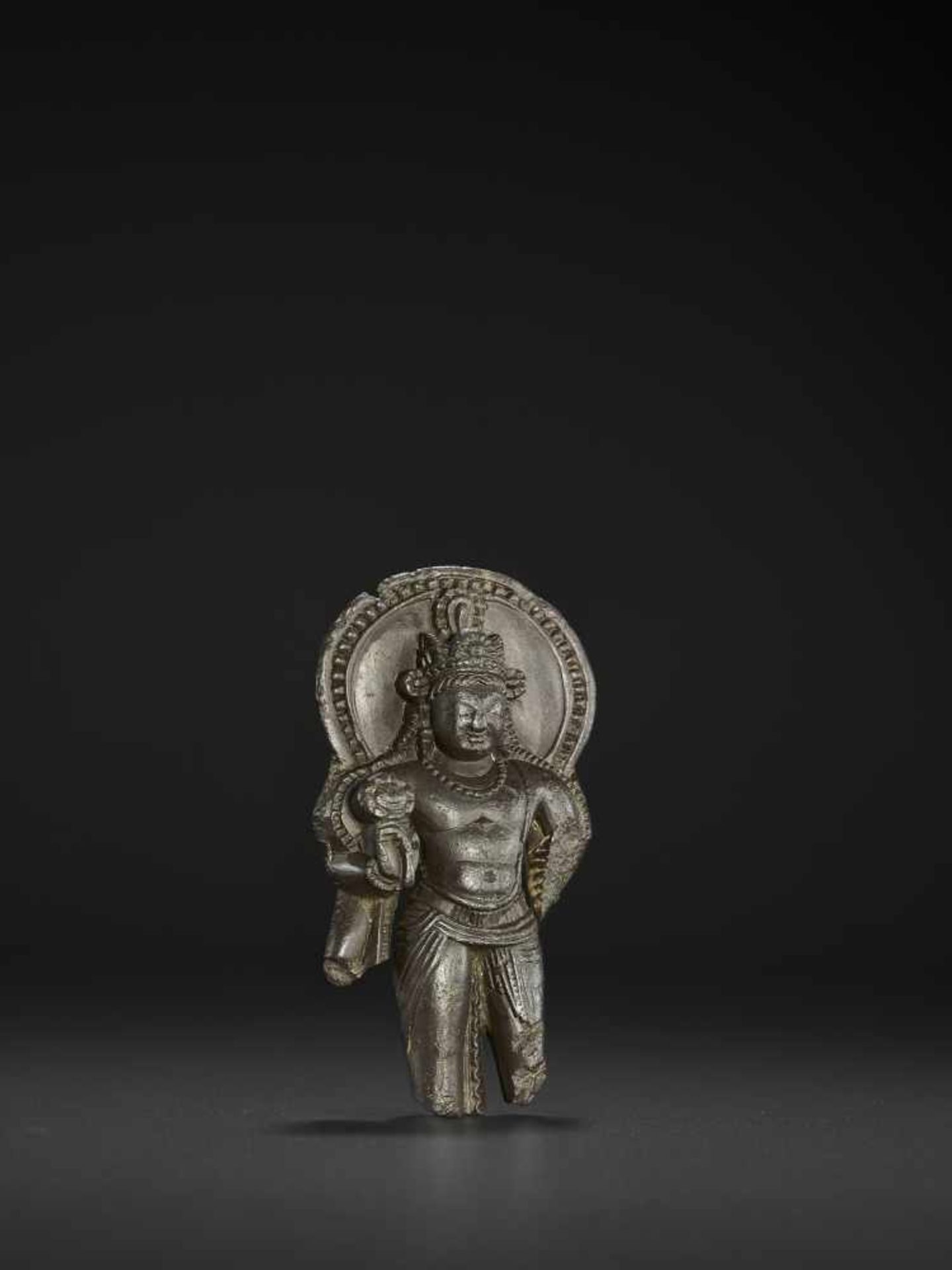 A STELE OF VISHNU, KASHMIR, 9TH CENTURY The black stone stele finely carved to depict Vishnu - Image 4 of 6