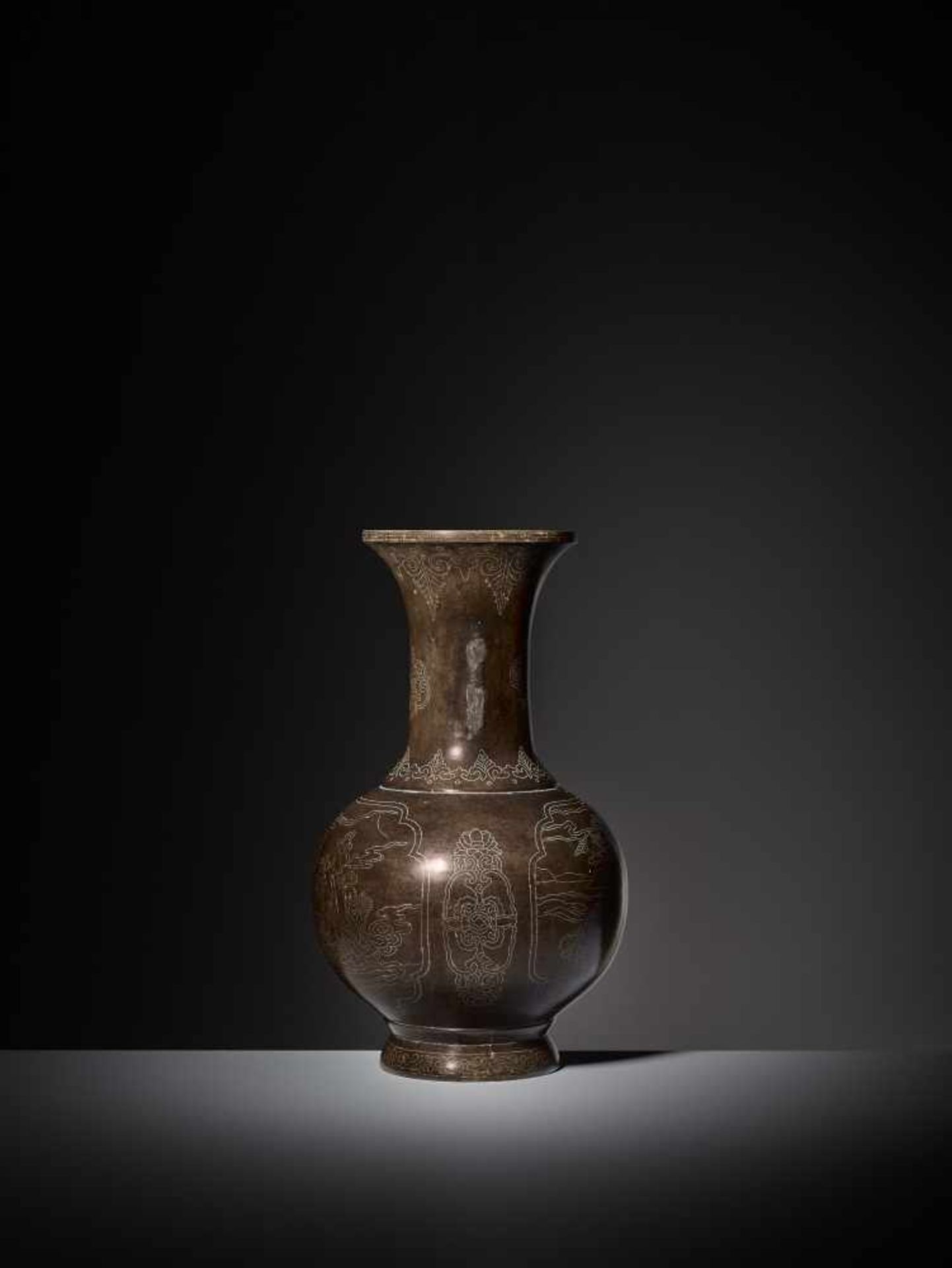 A SHISOU BAXIAN BRONZE VASE, KANGXI China, 1662-1722. Two-character signature Shisou to base. The - Image 5 of 7