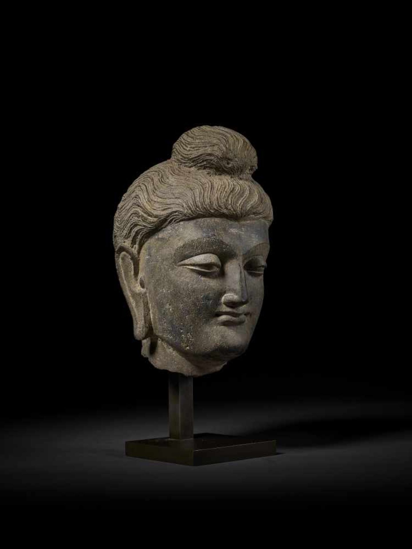 A LARGE HEAD OF BUDDHA, GANDHARA Ancient region of Gandhara, 3rd-4th century. Successfully evoking - Image 9 of 9