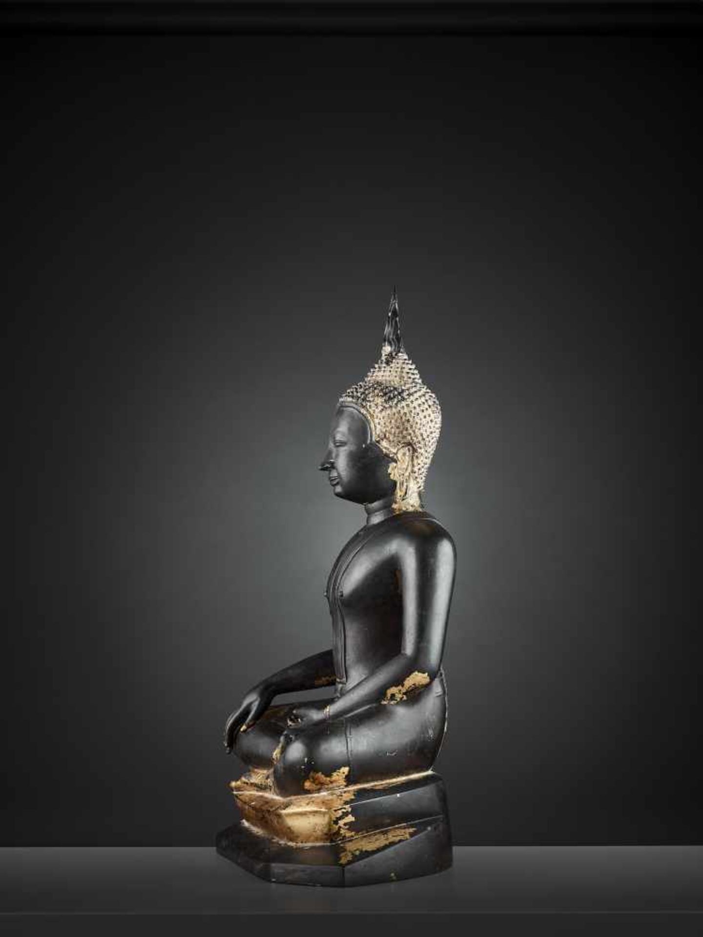 A BUDDHA SHAKYAMUNI LACQUER-GILT BRONZE Laos, 19th – early 20th century. Buddha is cast seated in - Image 3 of 7