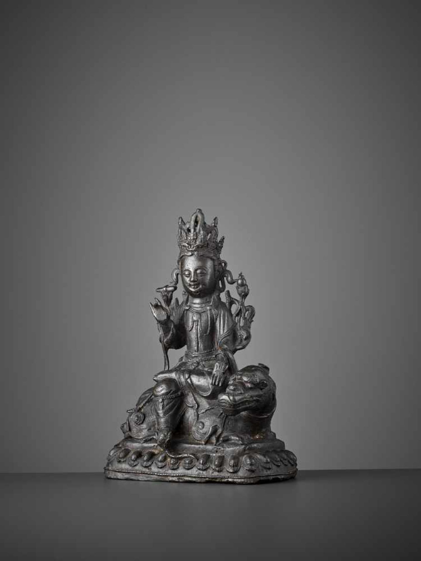 A BRONZE FIGURE OF WENSHU, MING DYNASTY China, 1368-1644. The bejeweled Wisdom Bodhisattva is cast - Image 3 of 10