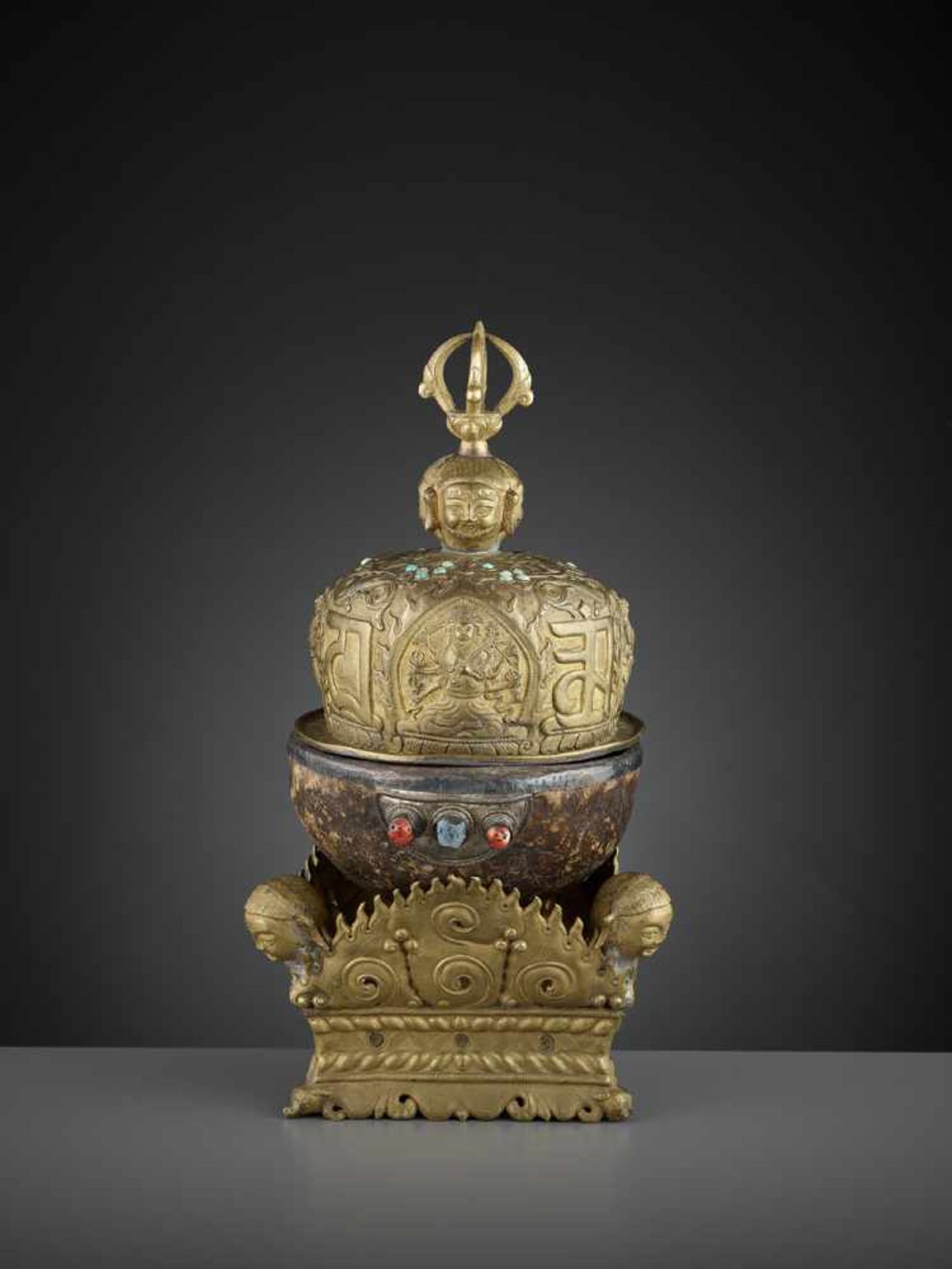 KAPALA WITH COVER AND STAND Tibet, 19th century. A fine ensemble, increasingly difficult to find. - Image 13 of 19