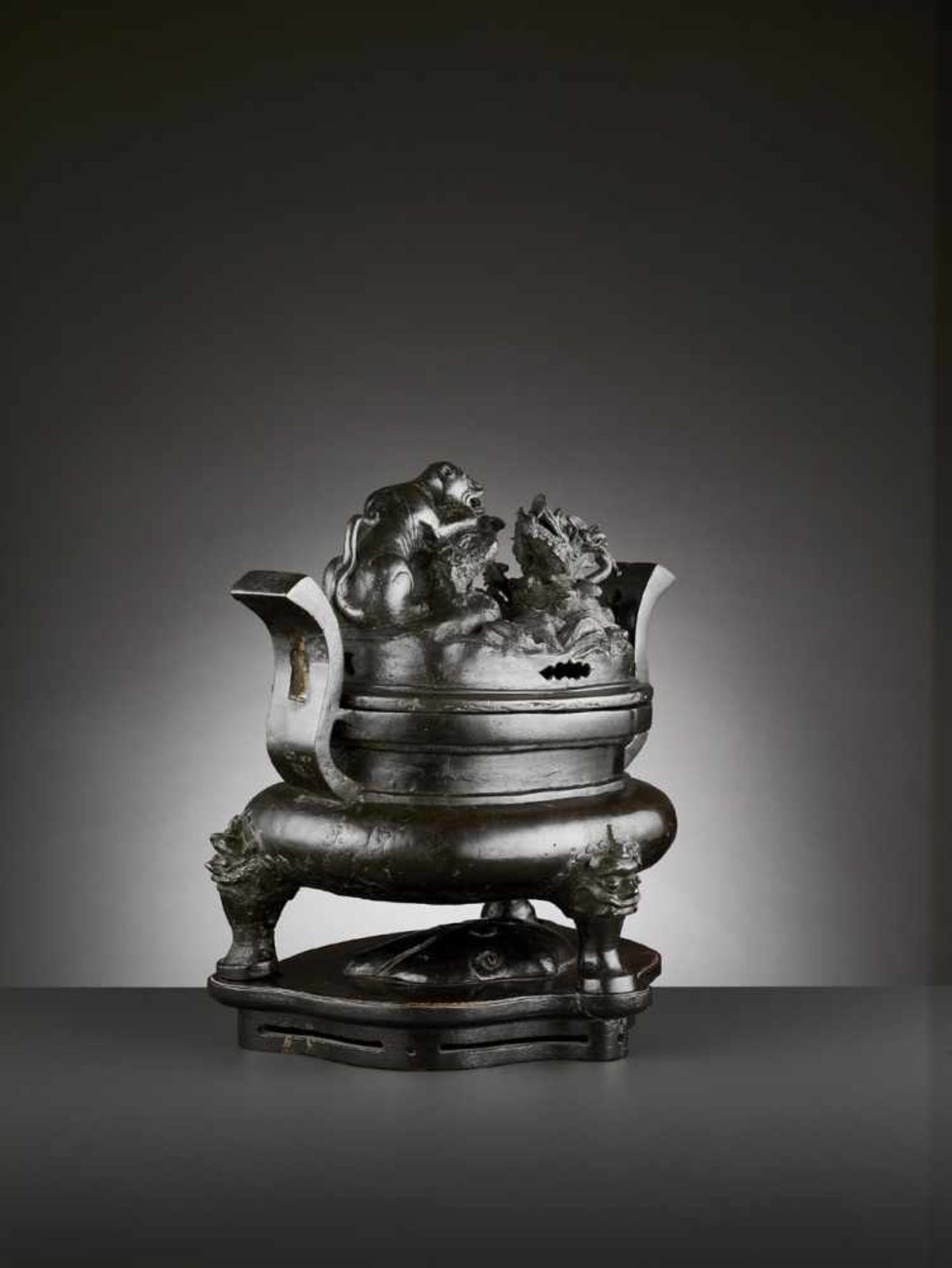 A LARGE BRONZE TRIPOD CENSER AND COVER, MING China, 16th-17th century. The bombé body is raised on - Image 9 of 11