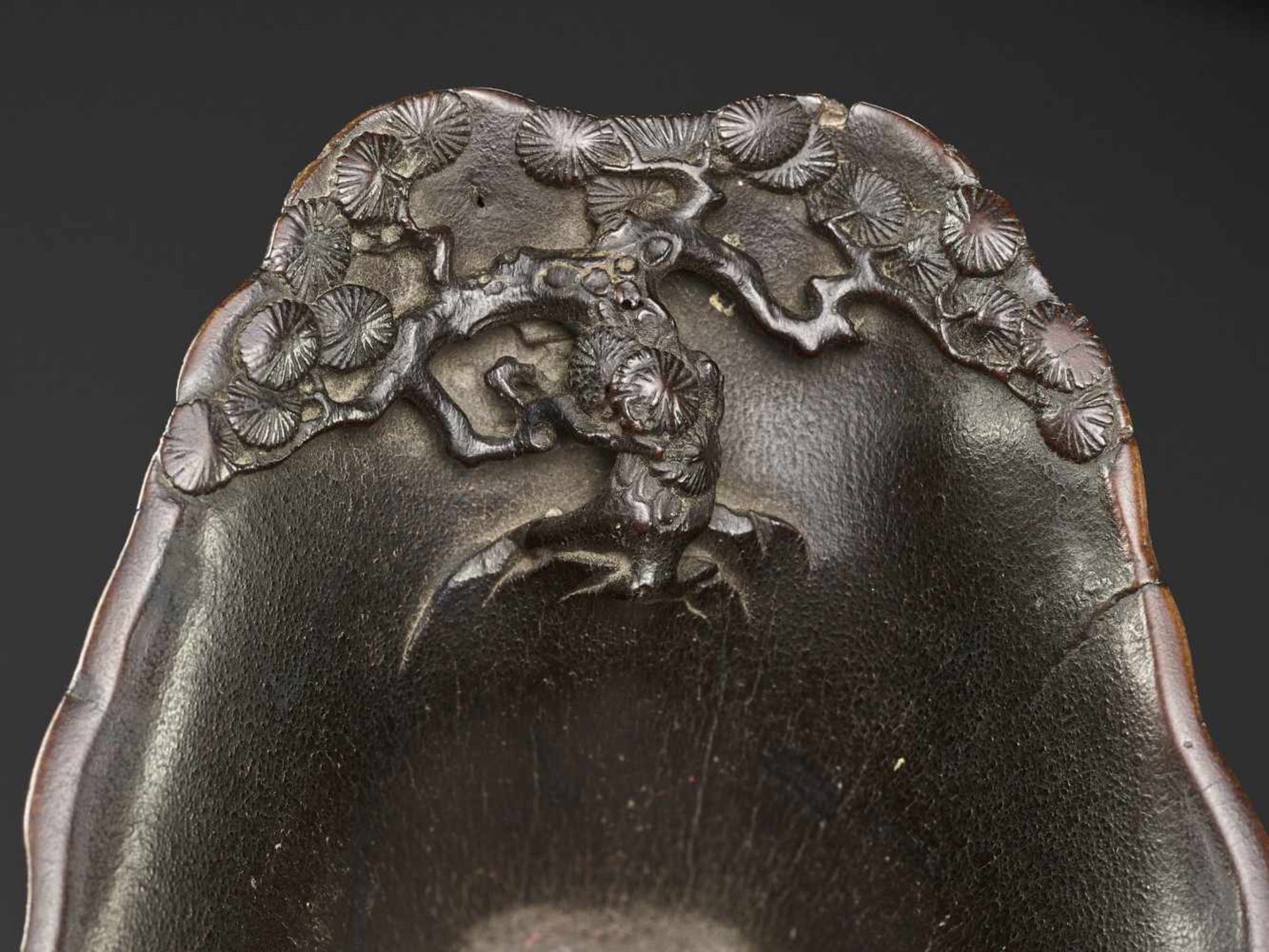 A LARGE RHINOCEROS HORN LIBATION CUP China, 17th – early 18th century. Finely carved in high - Image 3 of 17