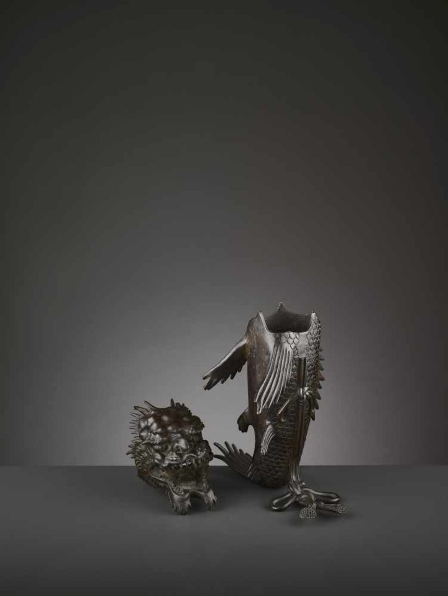 AN EXTREMELY RARE BRONZE ‘DRAGON CARP’ CENSER, 18TH CENTURY China. Modelled with the mythical fish- - Image 7 of 9