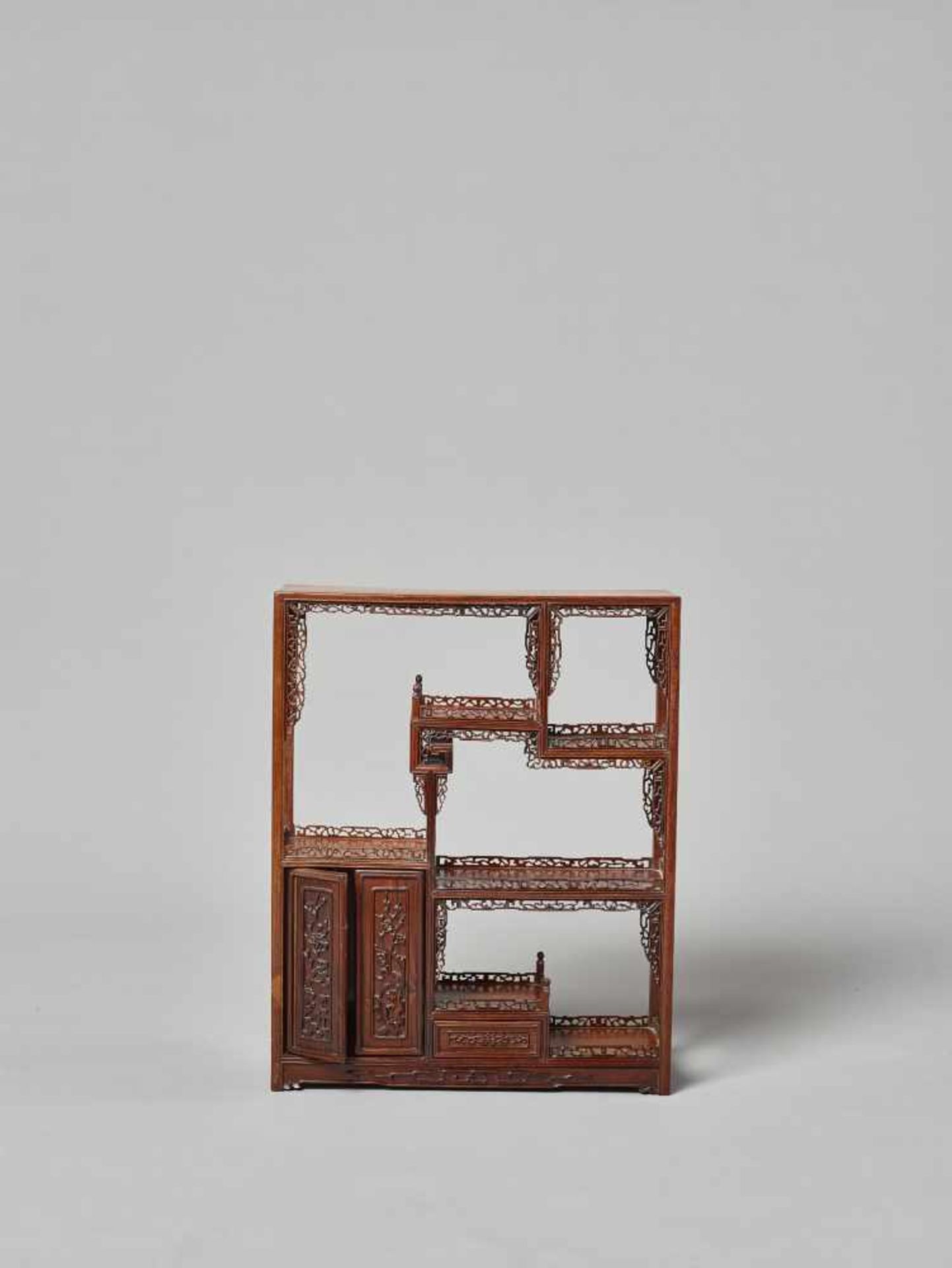 A HARDWOOD DISPLAY TABLE-CABINET, LATE QING DYNASTY China, 19th – earlier 20th century. The wood - Image 3 of 8