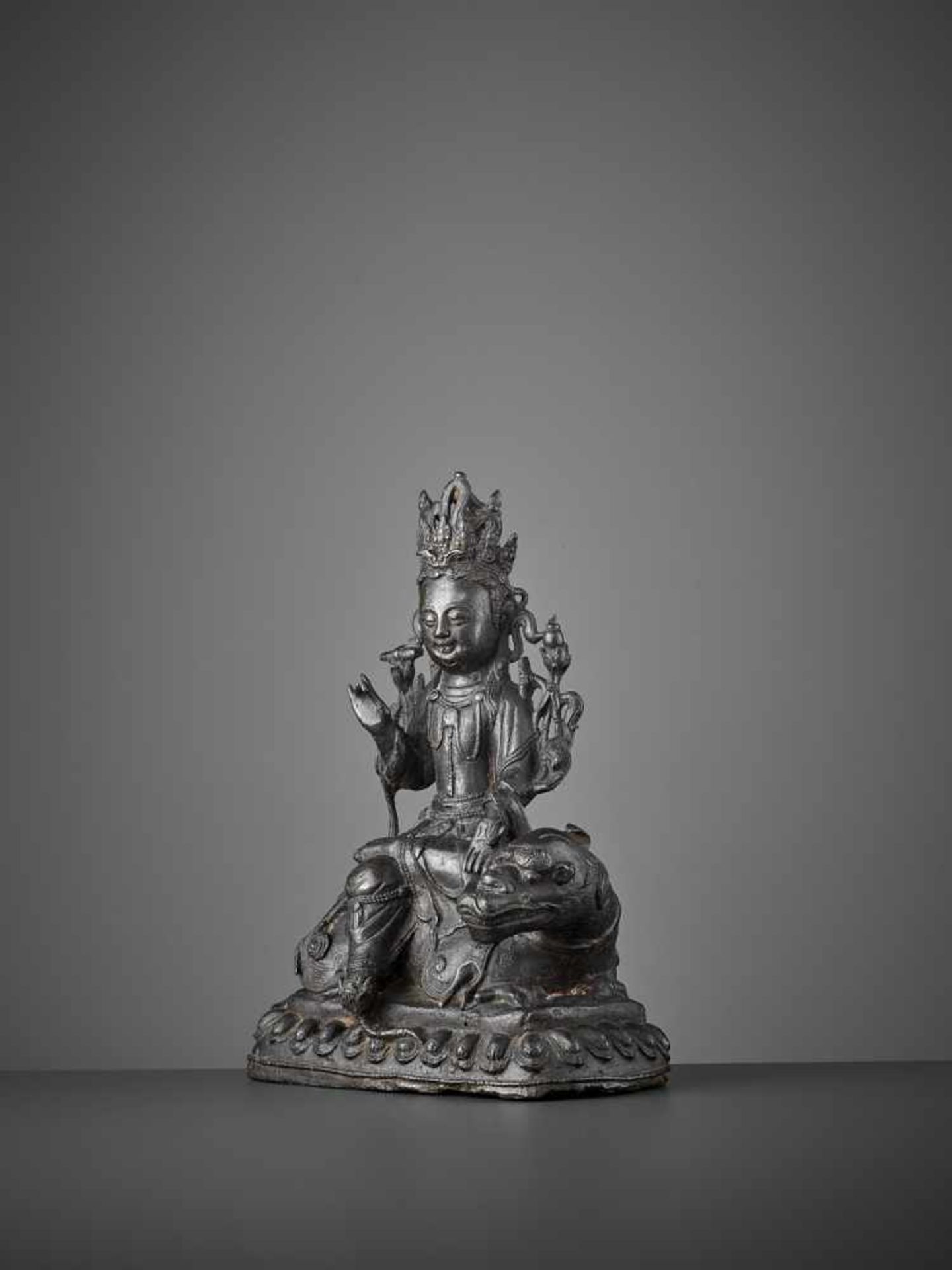 A BRONZE FIGURE OF WENSHU, MING DYNASTY China, 1368-1644. The bejeweled Wisdom Bodhisattva is cast - Image 4 of 10