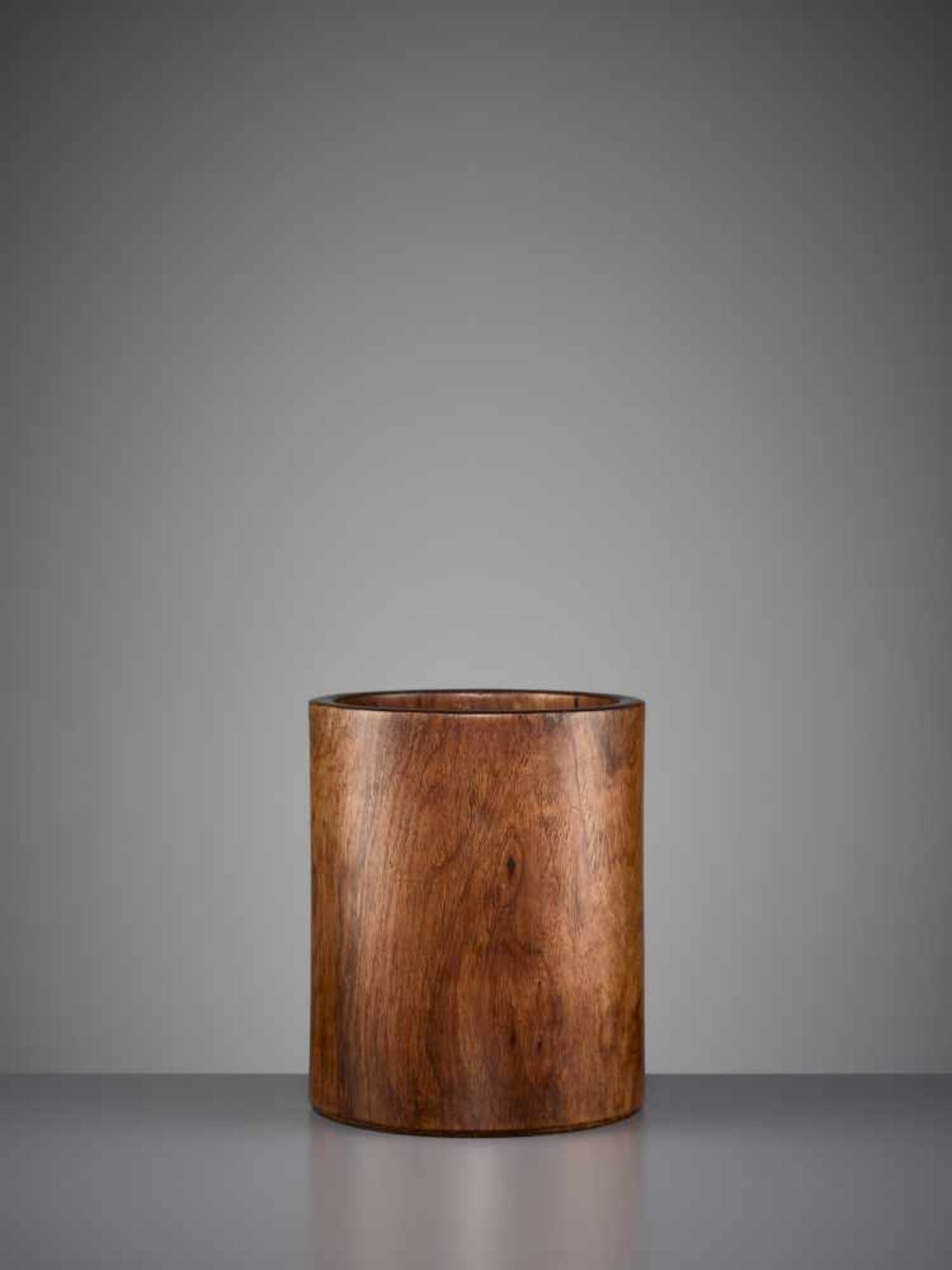 A HUANGHUALI BRUSH POT, BITONG China, 18th century. The brush pot is of cylindrical form. The wood - Image 4 of 8