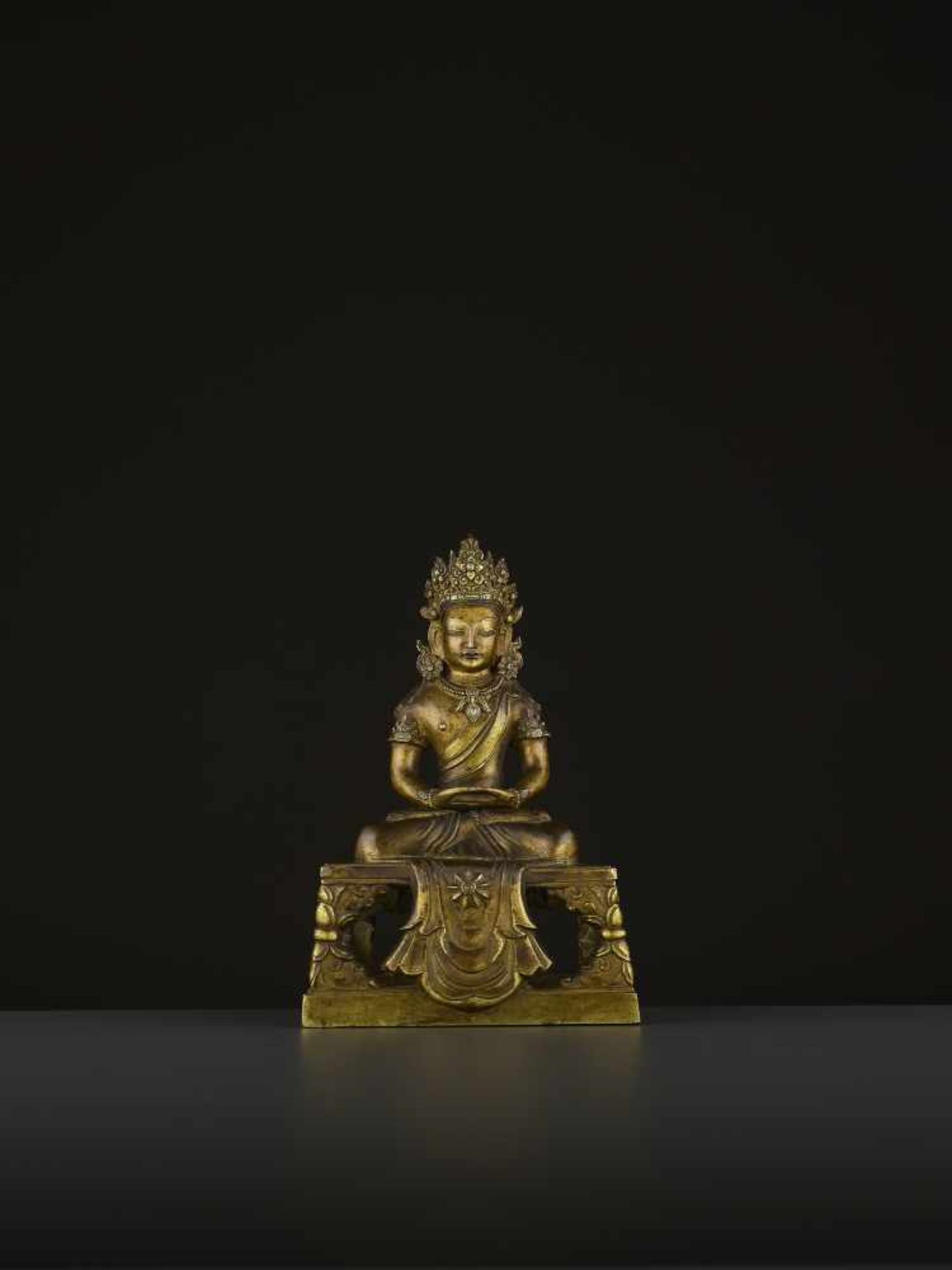 A GILT-BRONZE FIGURE OF AMITAYUS, QIANLONG China, 1736-1795. The figure is finely cast with legs - Image 2 of 9