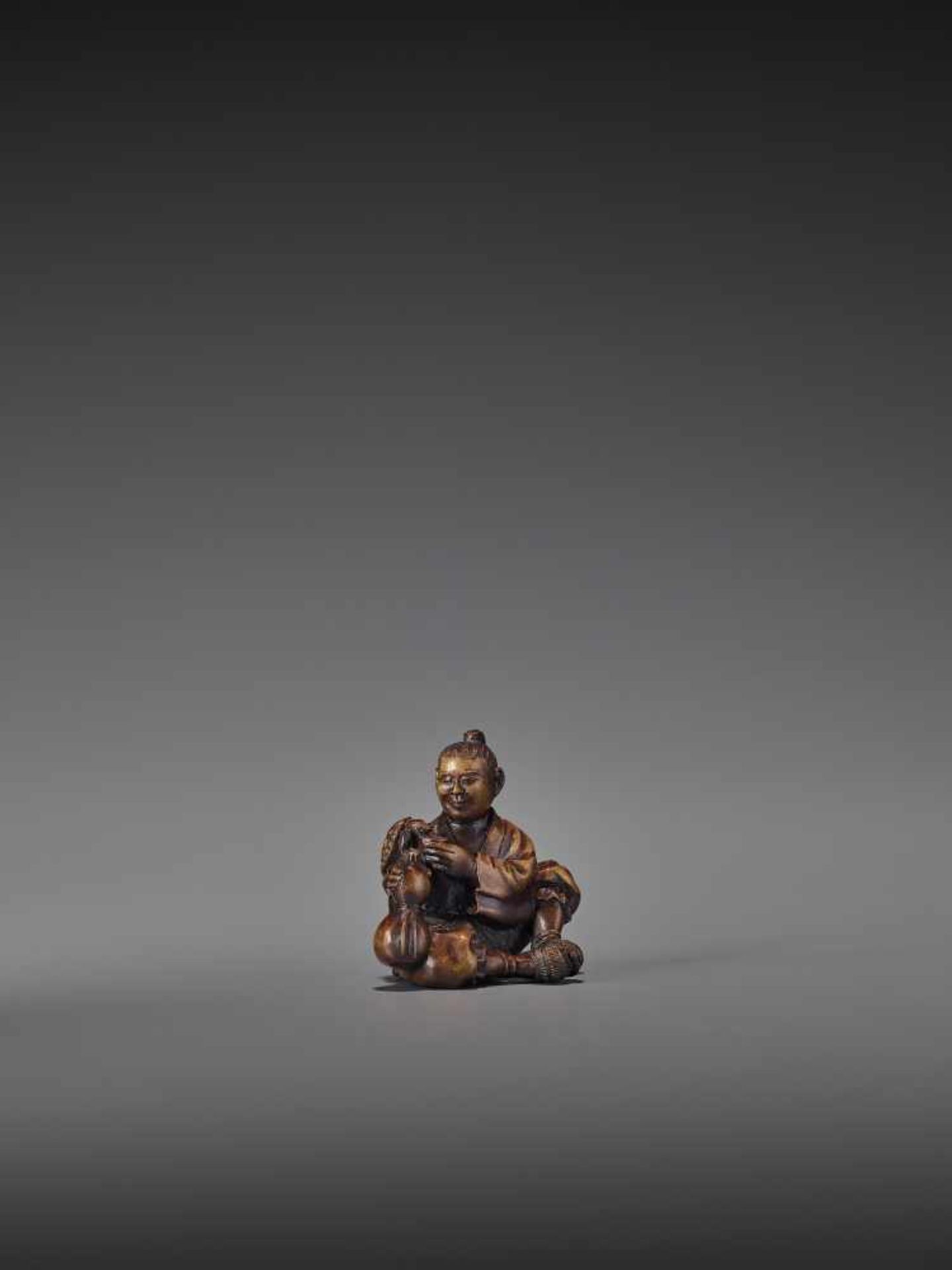 SHOKO: A RARE WOOD NETSUKE OF URASHIMA TARO WITH TURTLE By Shoko, signed ShokoJapan, Takayama, - Bild 5 aus 12