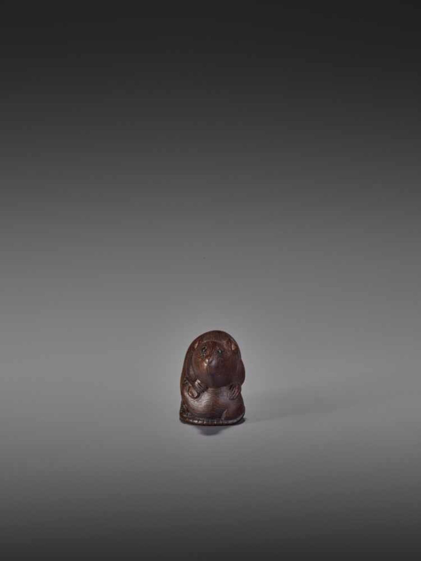 A FINE NAGOYA SCHOOL WOOD NETSUKE OF TWO RATS UnsignedJapan, Nagoya, early 19th century, Edo - Image 4 of 10