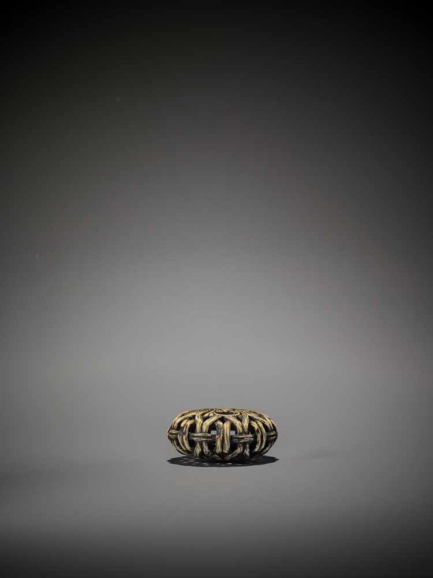 A BRILLIANT STAG ANTLER RYUSA MANJU NETSUKE WITH FLOWERS AND WEAVE UnsignedJapan, Tokyo, Asakusa, - Image 12 of 12