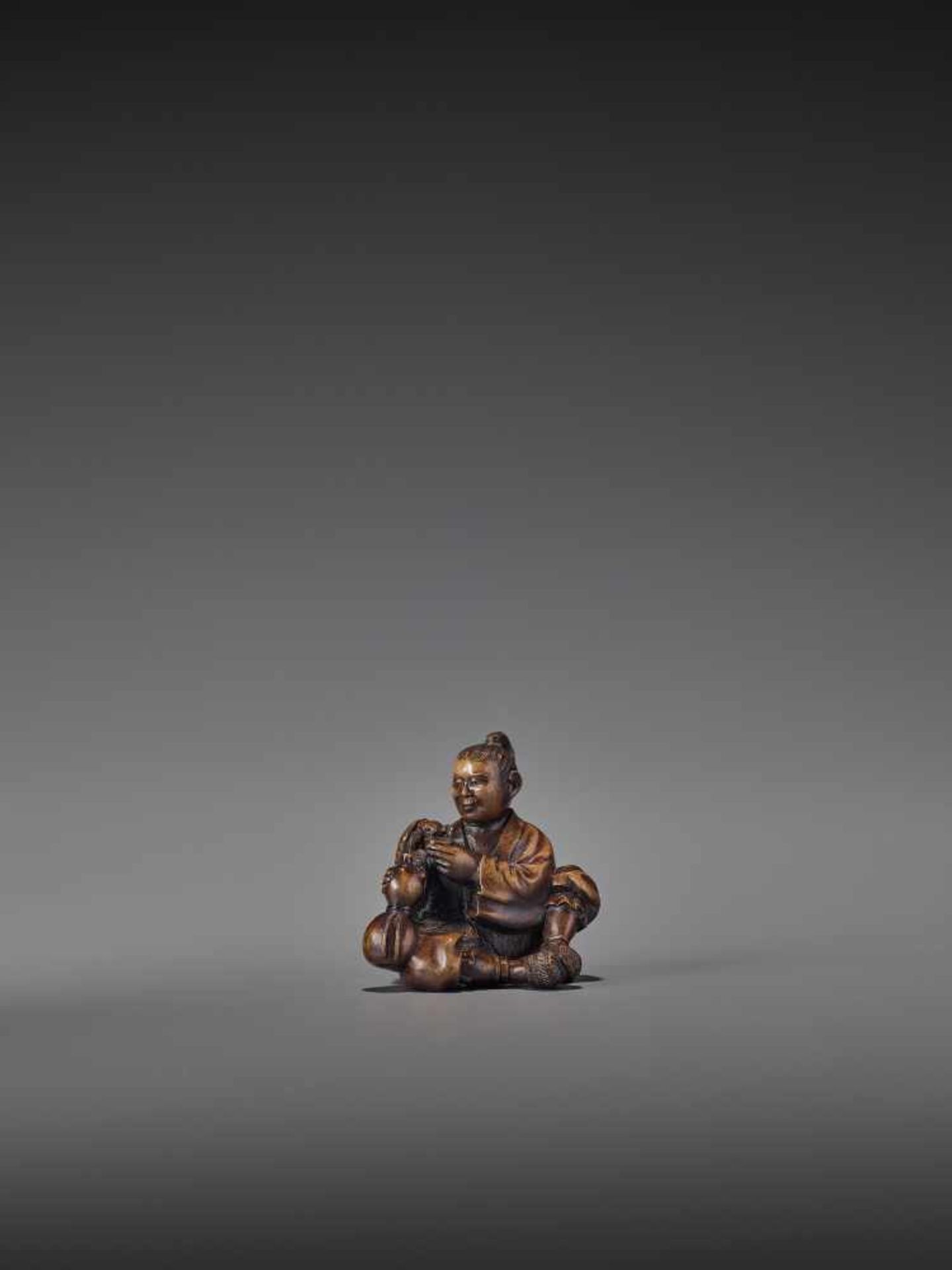 SHOKO: A RARE WOOD NETSUKE OF URASHIMA TARO WITH TURTLE By Shoko, signed ShokoJapan, Takayama, - Bild 4 aus 12